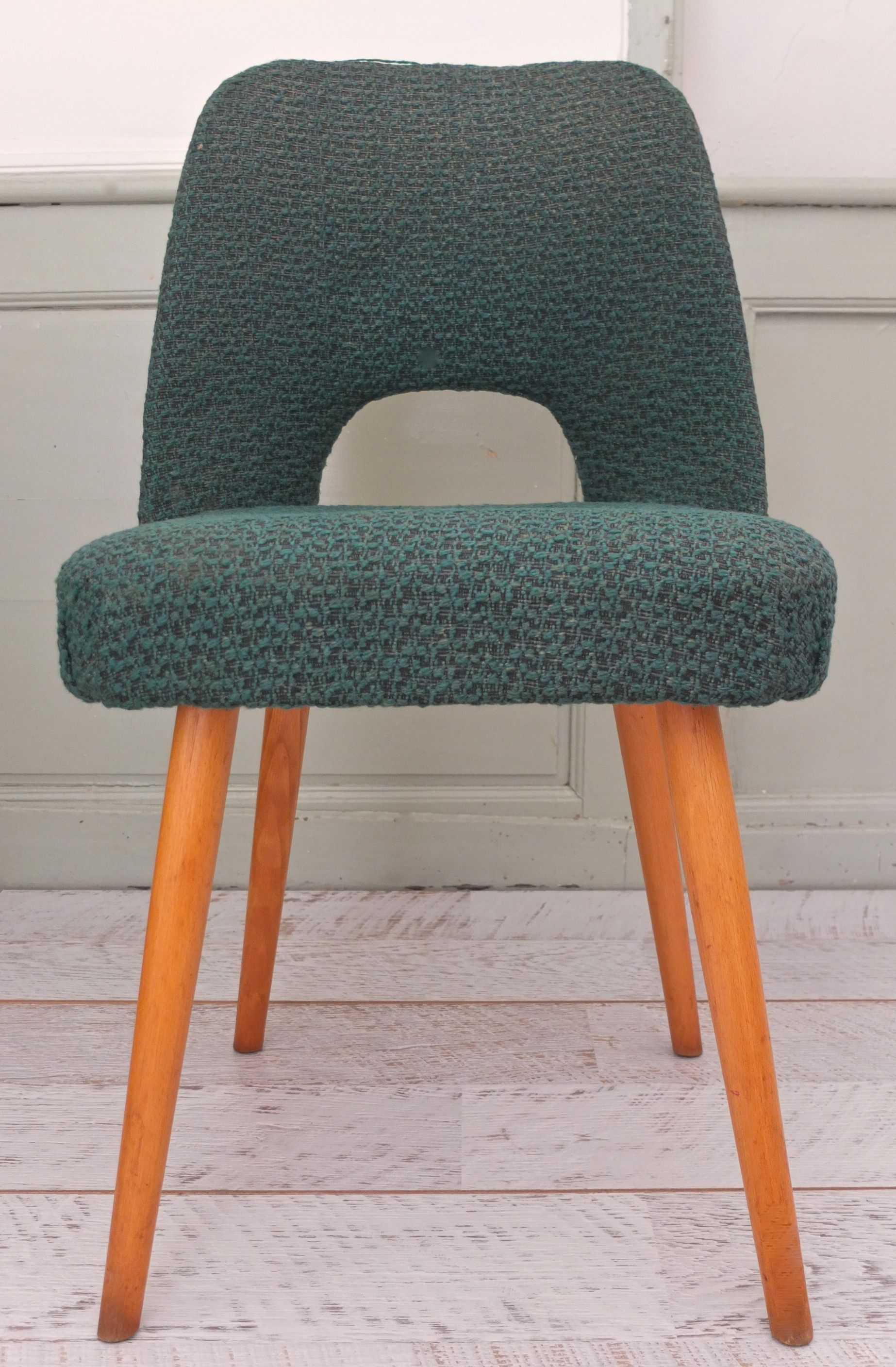 Chaise Ton tapissée mid century pieds compas "Fall" Slavia Vintage 