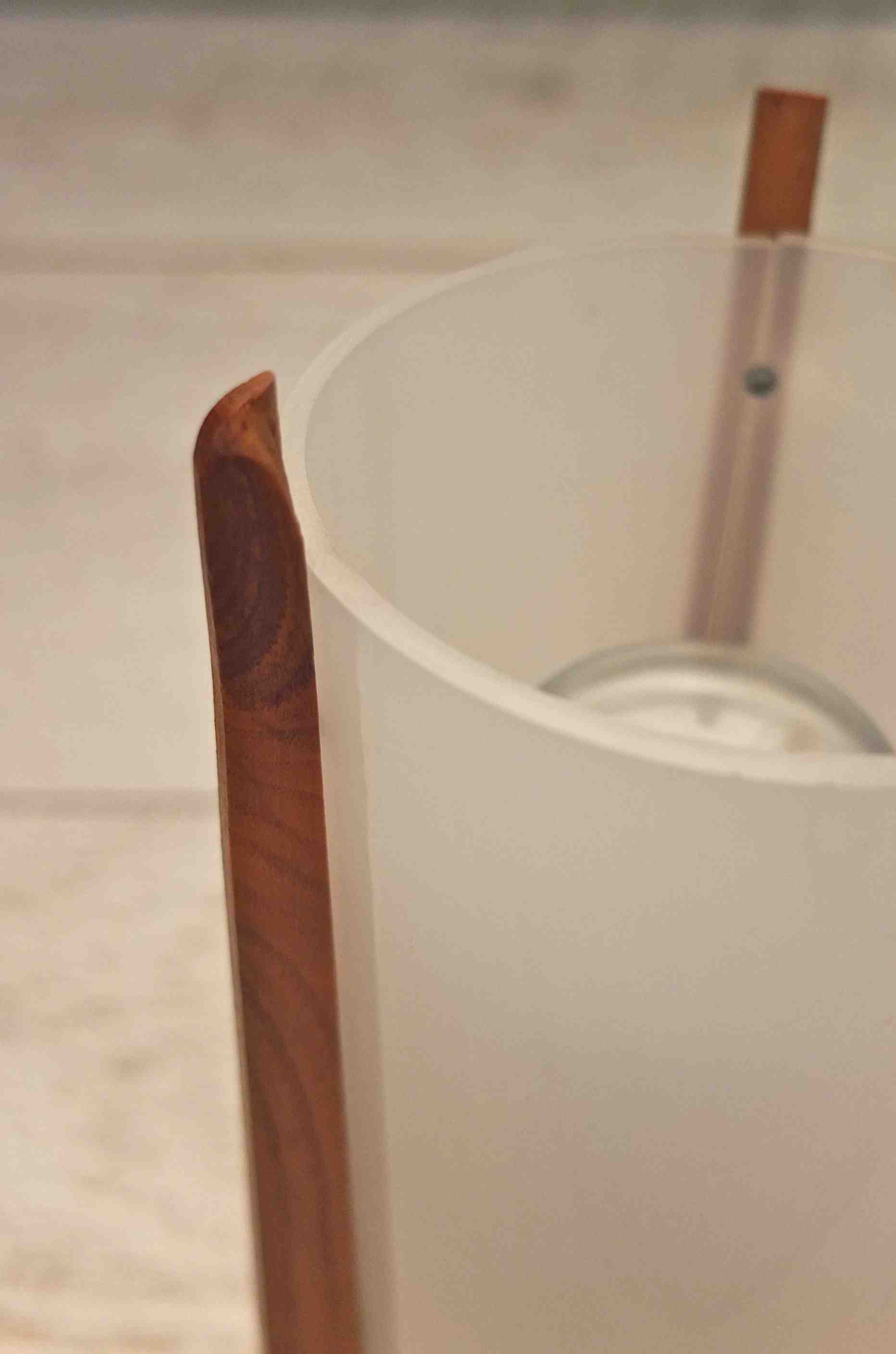 Slavia Vintage détail lampe tchécoslovaque des années 80 modèle "Lucerna"