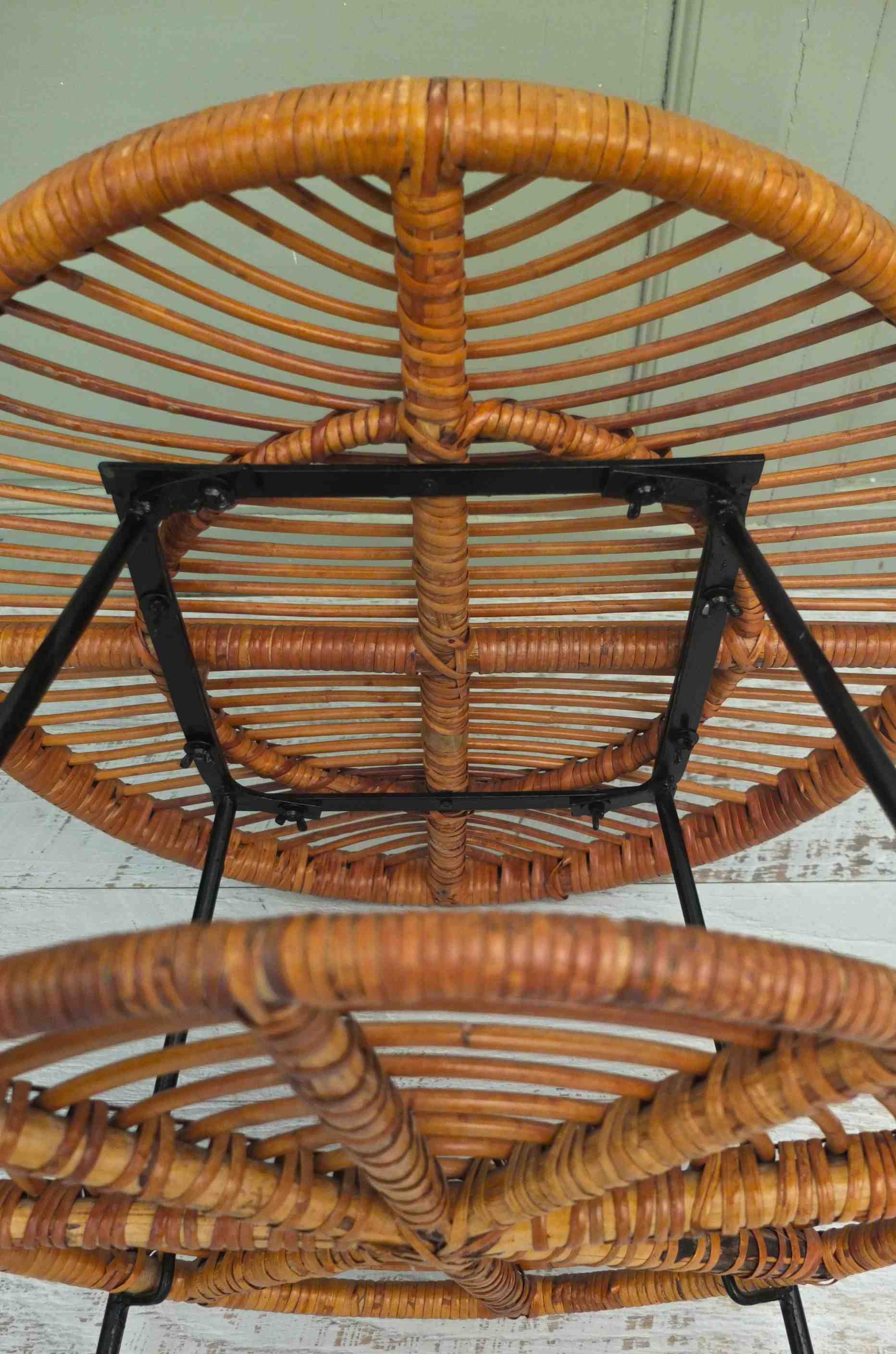Slavia vintage structure guéridon en rotin des années 50 modèle Condesa