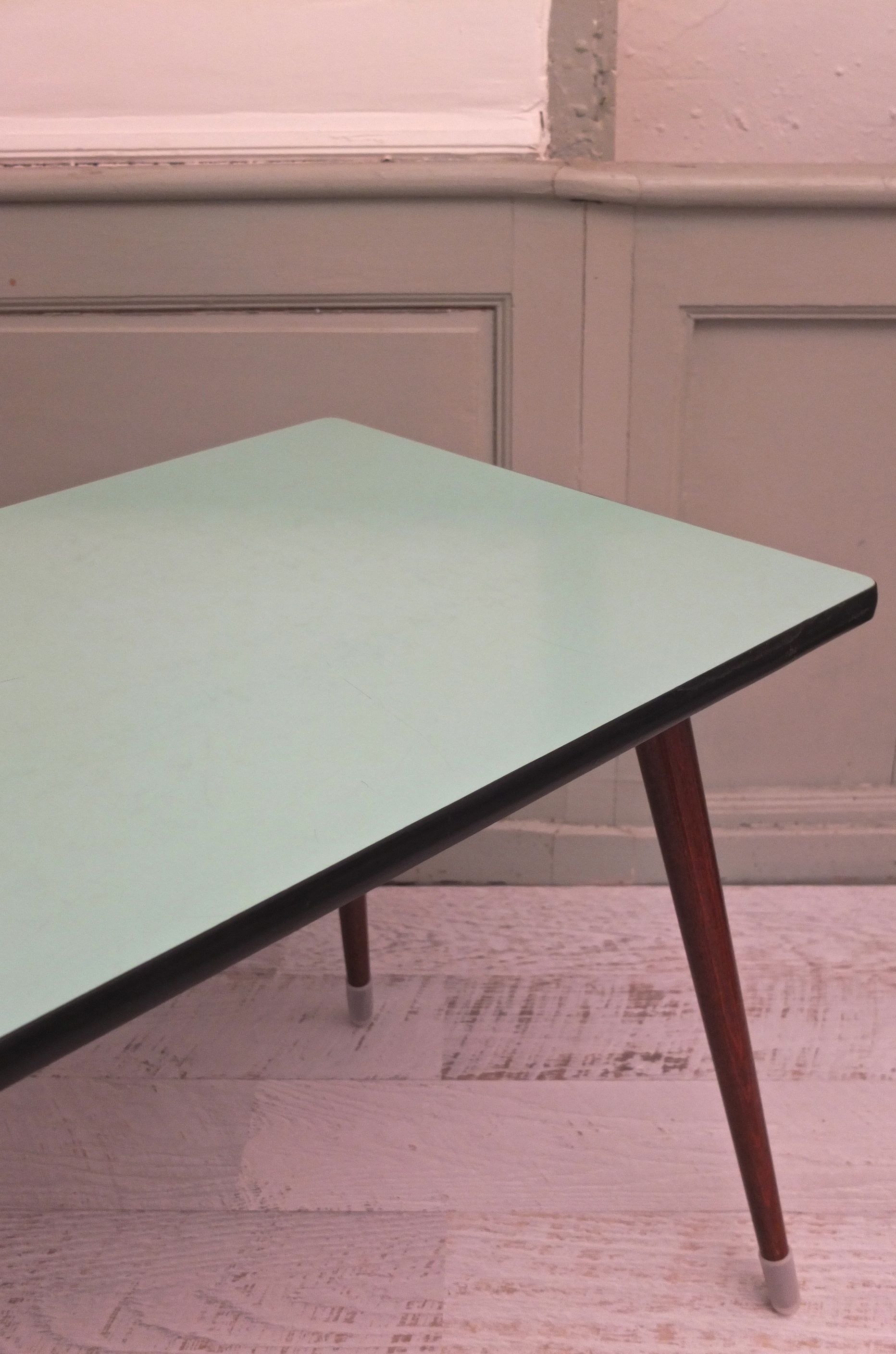 Slavia vintage table vintage modèle "Blue lagoon" années soixante 
