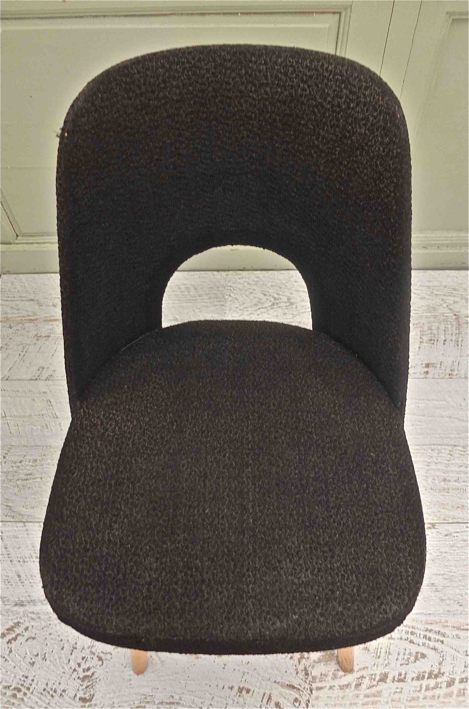 Slavia vintage fauteuil noir des années 50 bois modèle Praktika assise