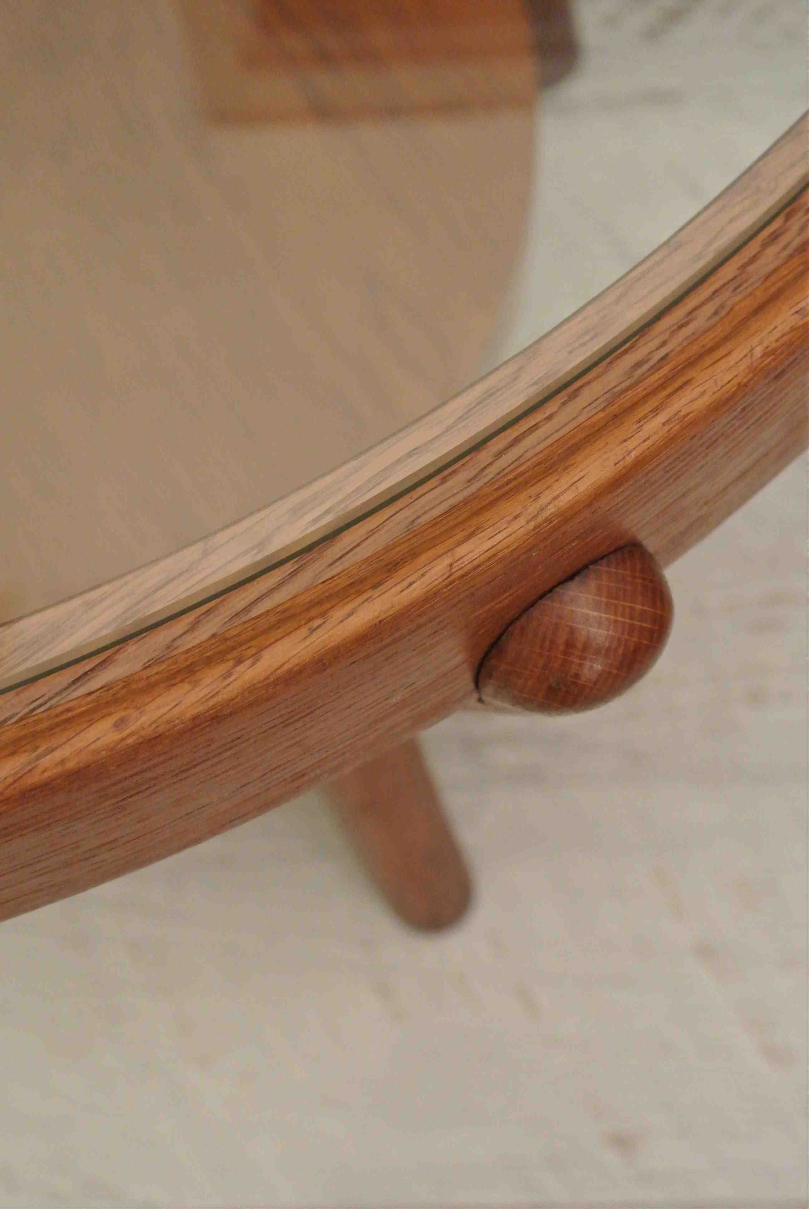 Slavia Vintage table basse des années 50 en chêne et verre primée foire de Milan 1946 "Konference" lignes