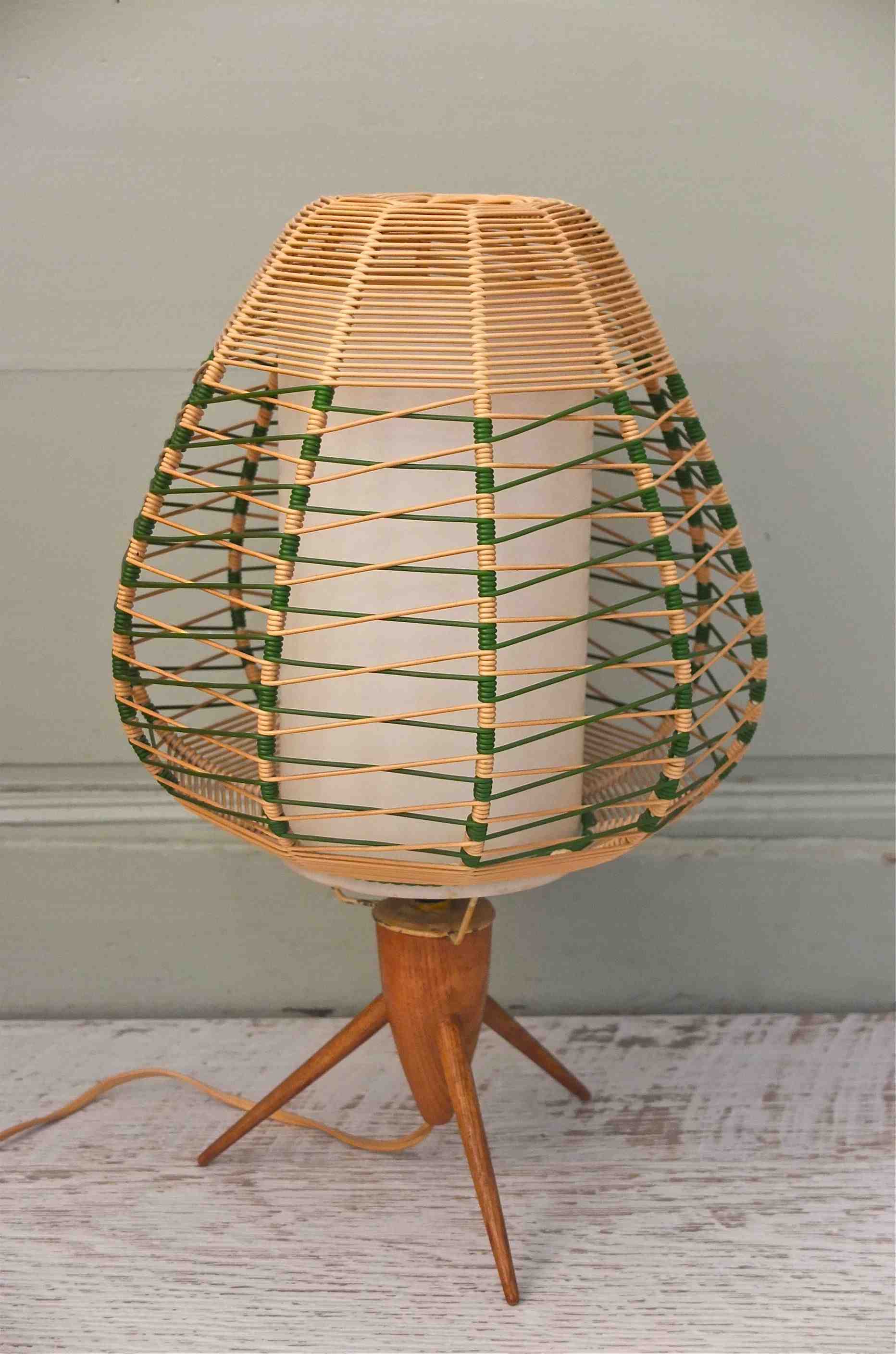 Slavia Vintage lampe vintage des années 60 tripode  structure bois  fils scoubidou modèle "Winnetou"