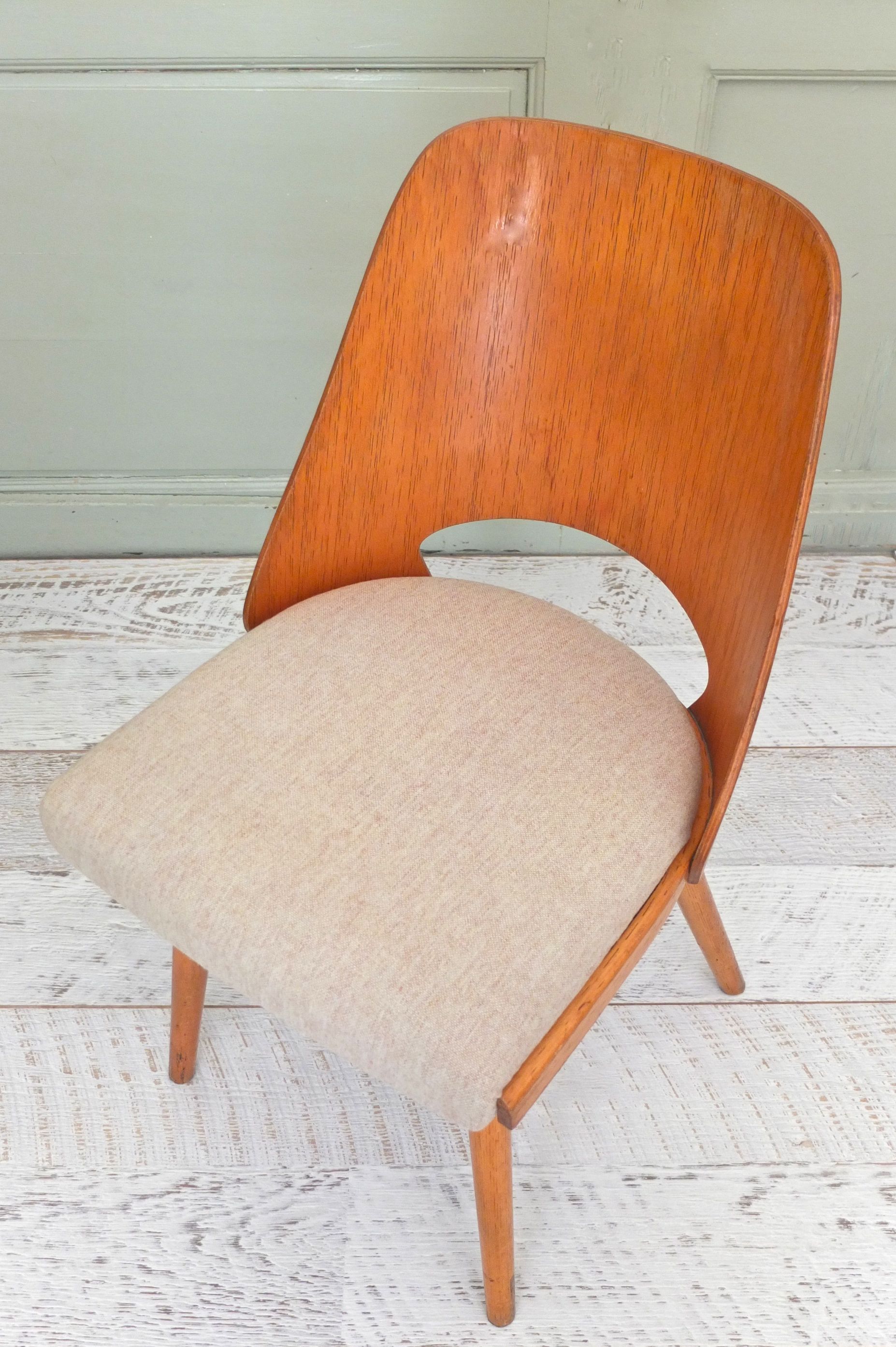 lot de 2 chaises Ton dossier en bois courbe Arco 4 Slavia Vintage