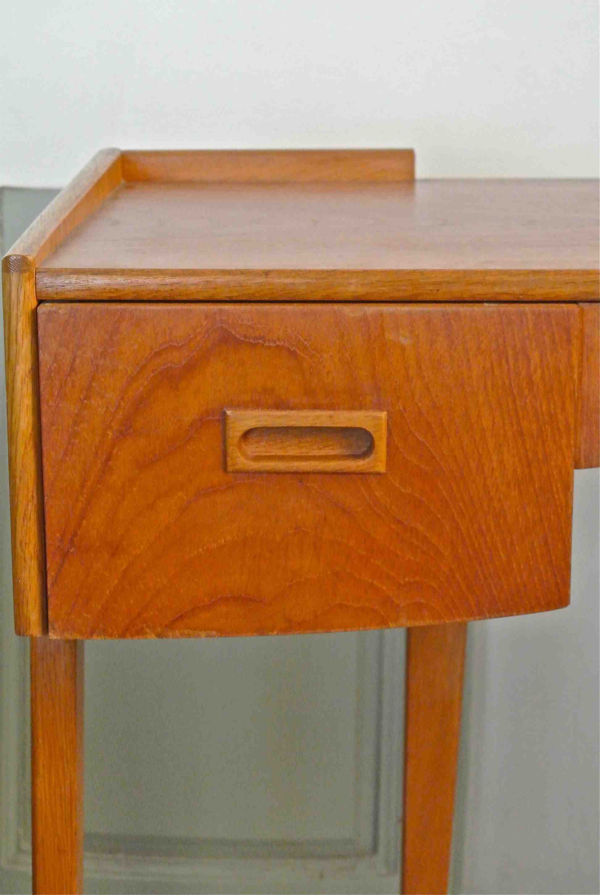 Slavia vintage tiroir sécrétaire des années 60 de style scandinave "Bergman"