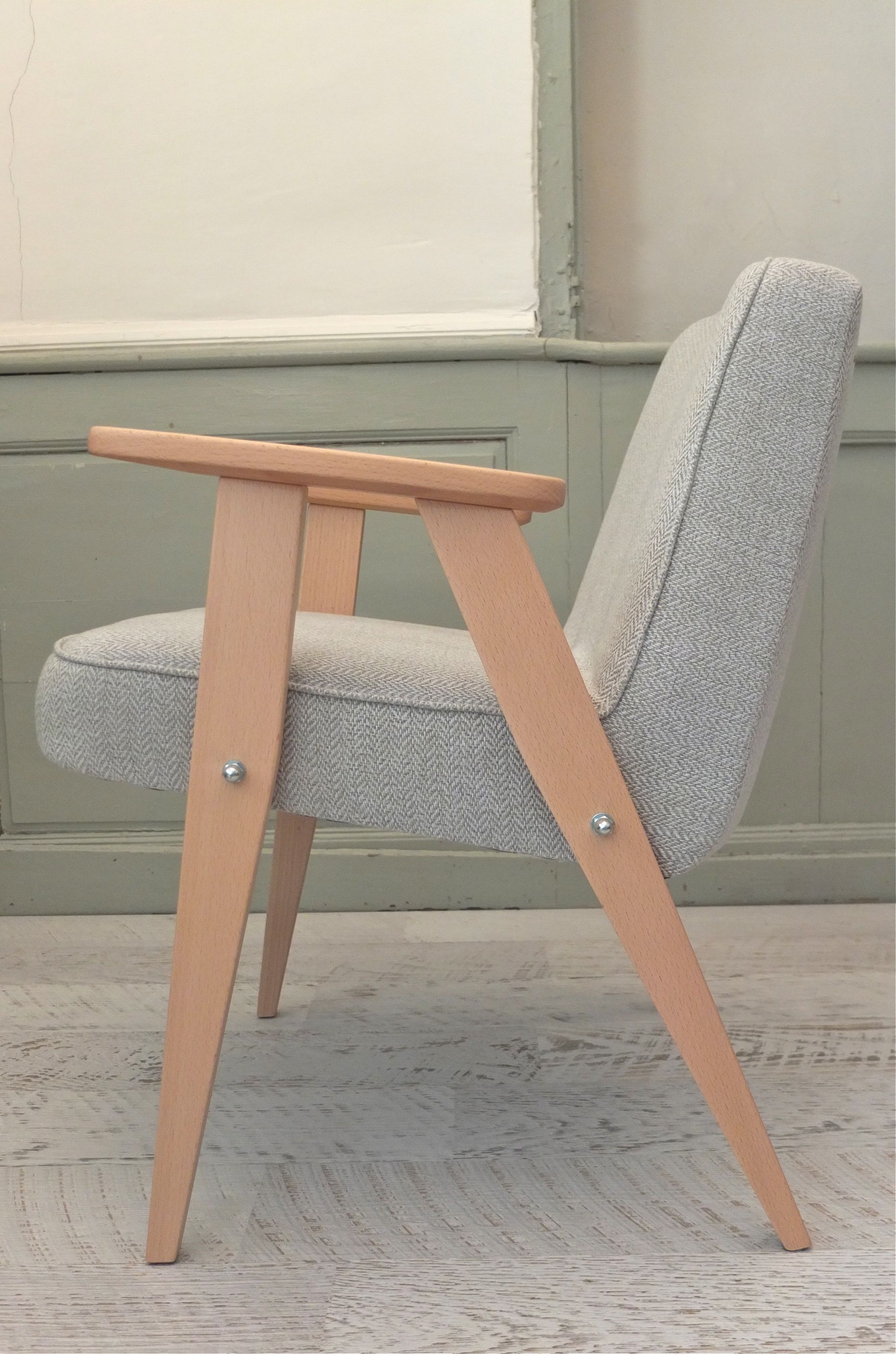 fauteuil 366 Jozef Chierowski 366 concept fauteuil polonais slavia vintage