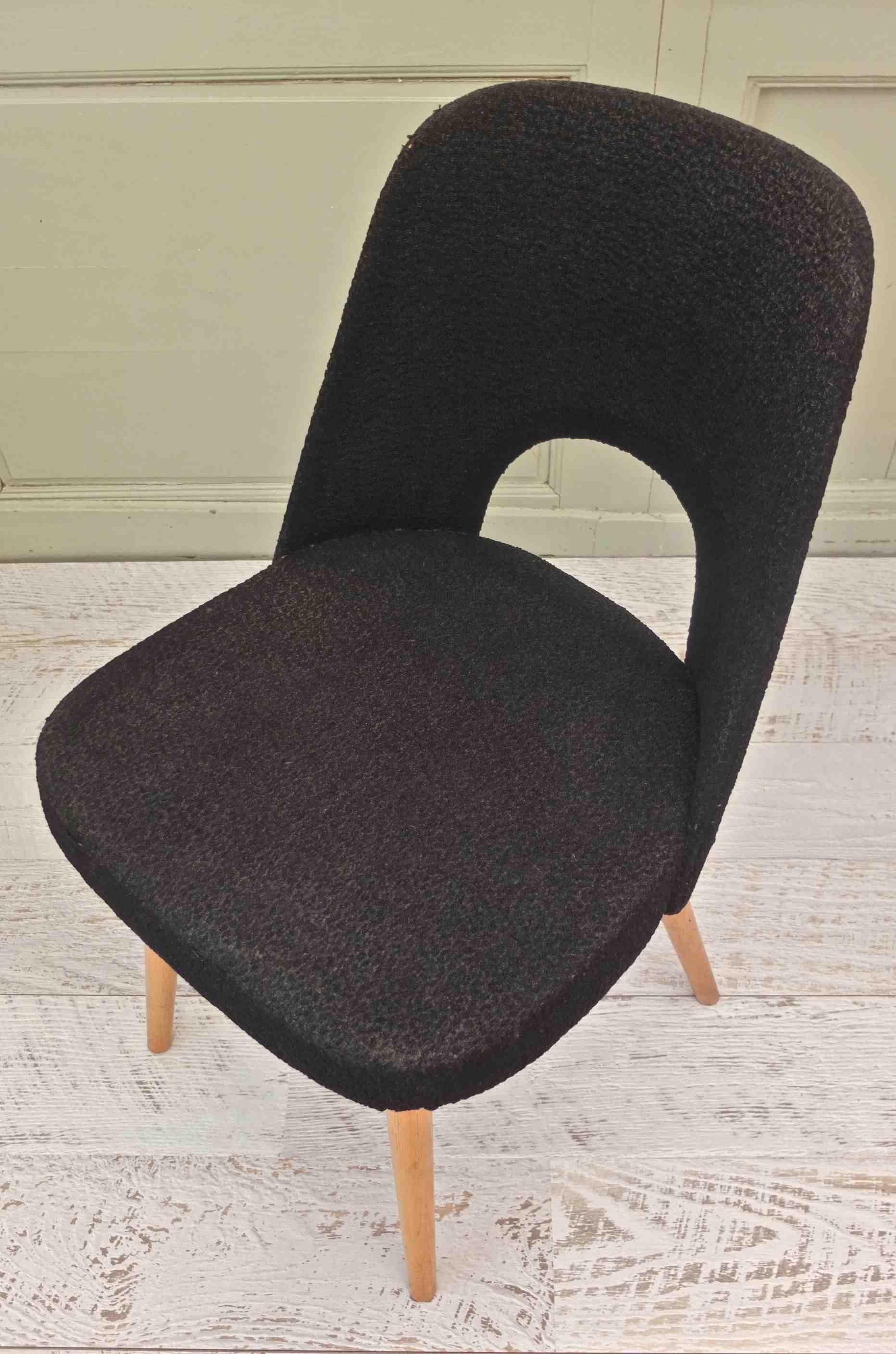 Slavia vintage photo fauteuil noir des années 50 modèle Praktika