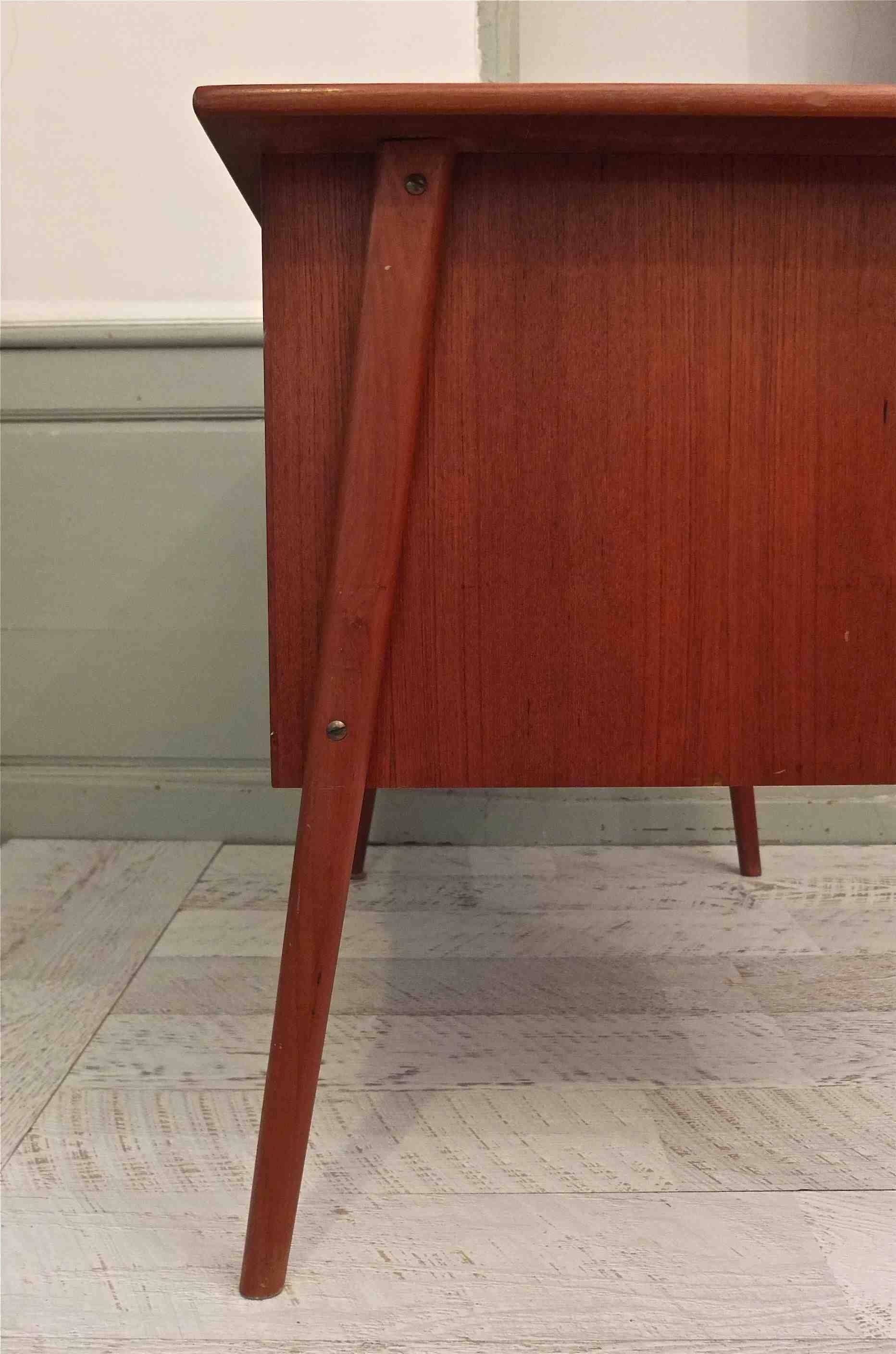 bureau scandinave vintage Aalborg Slavia Vintage 10