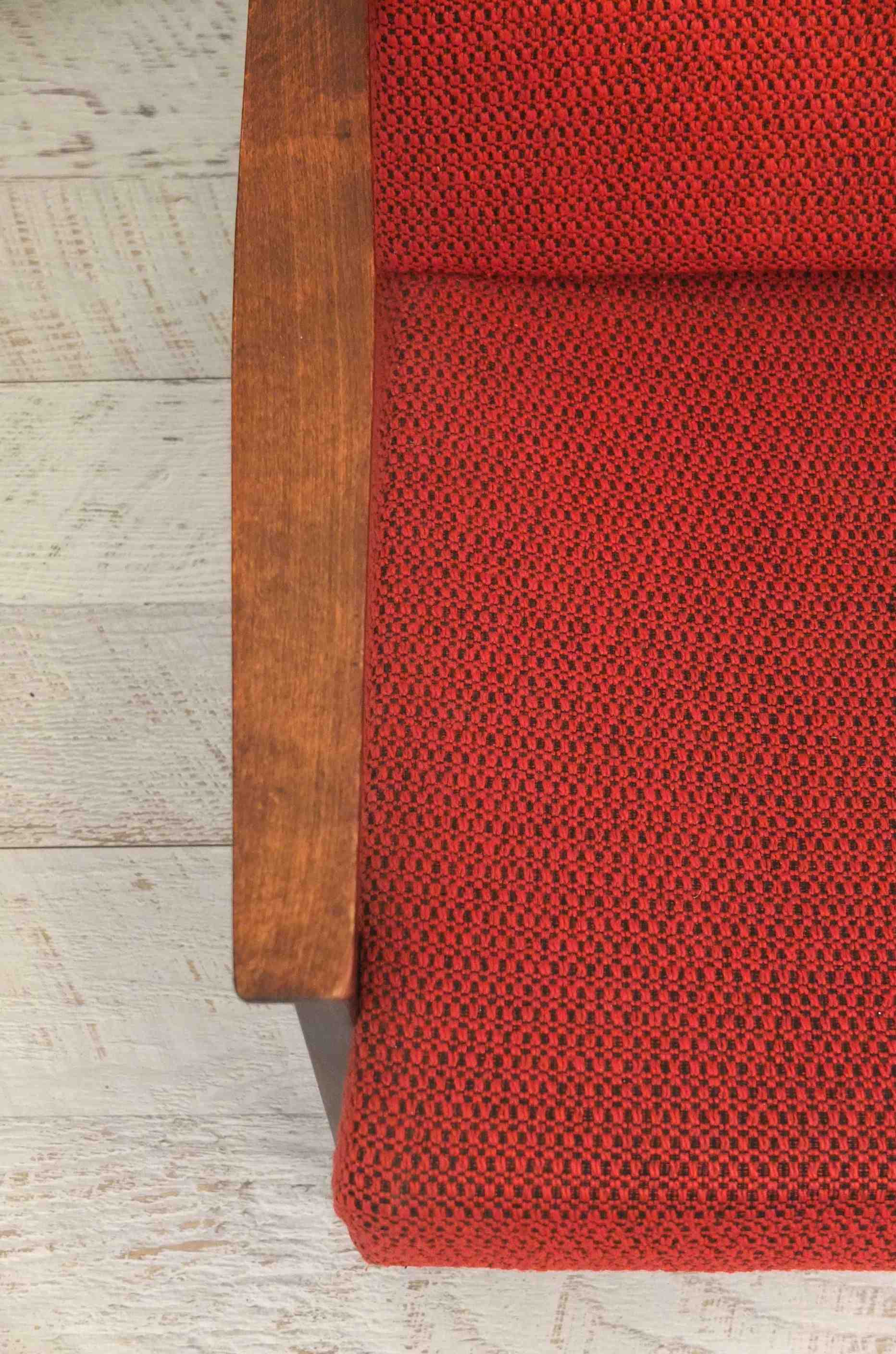 fauteuil midcentury aux lignes modernistes Slavia Vintage "Madison Avenue" 3 