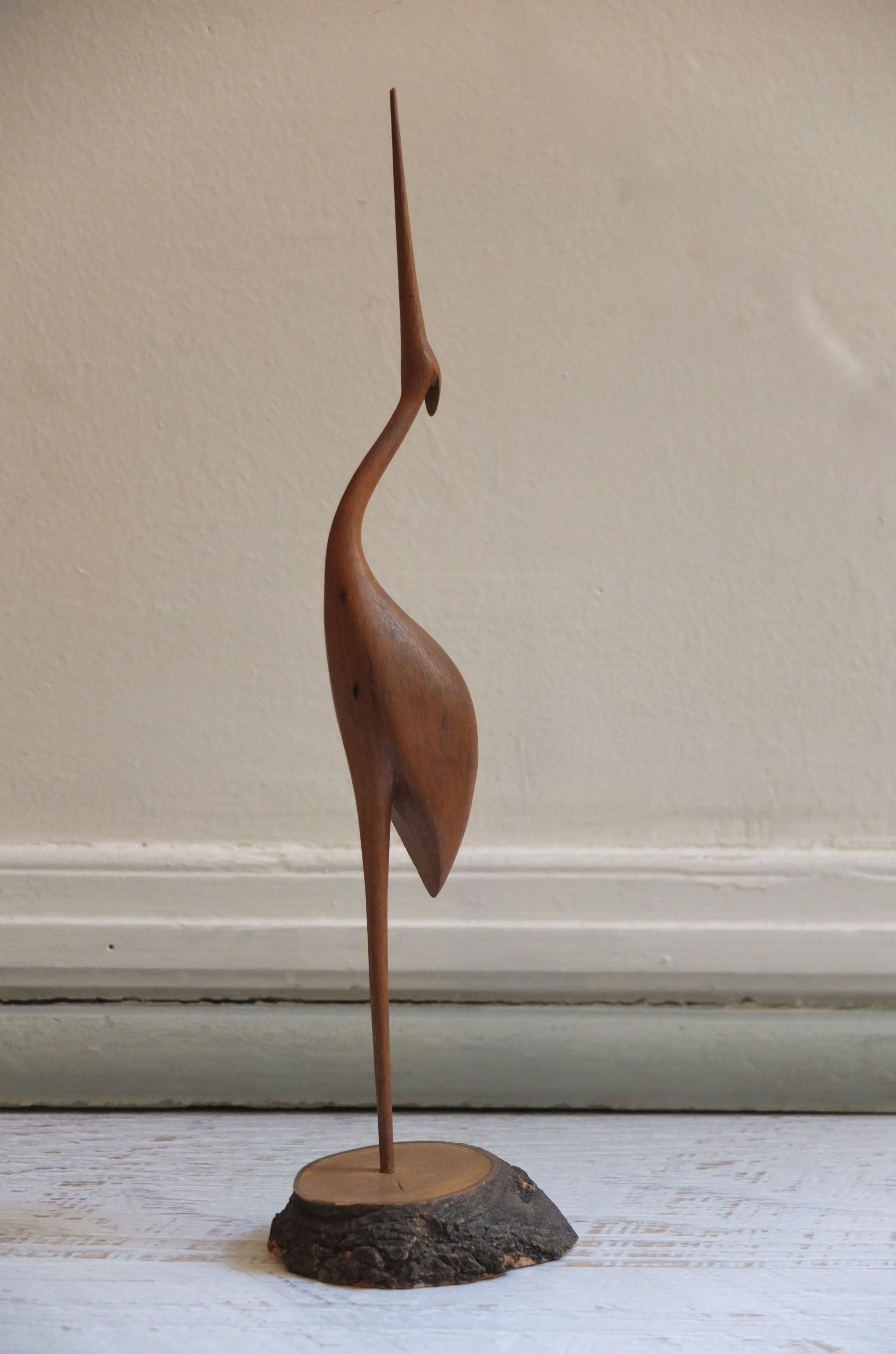 figurine en bois de style Bruxelles 58 heron slavia vintage