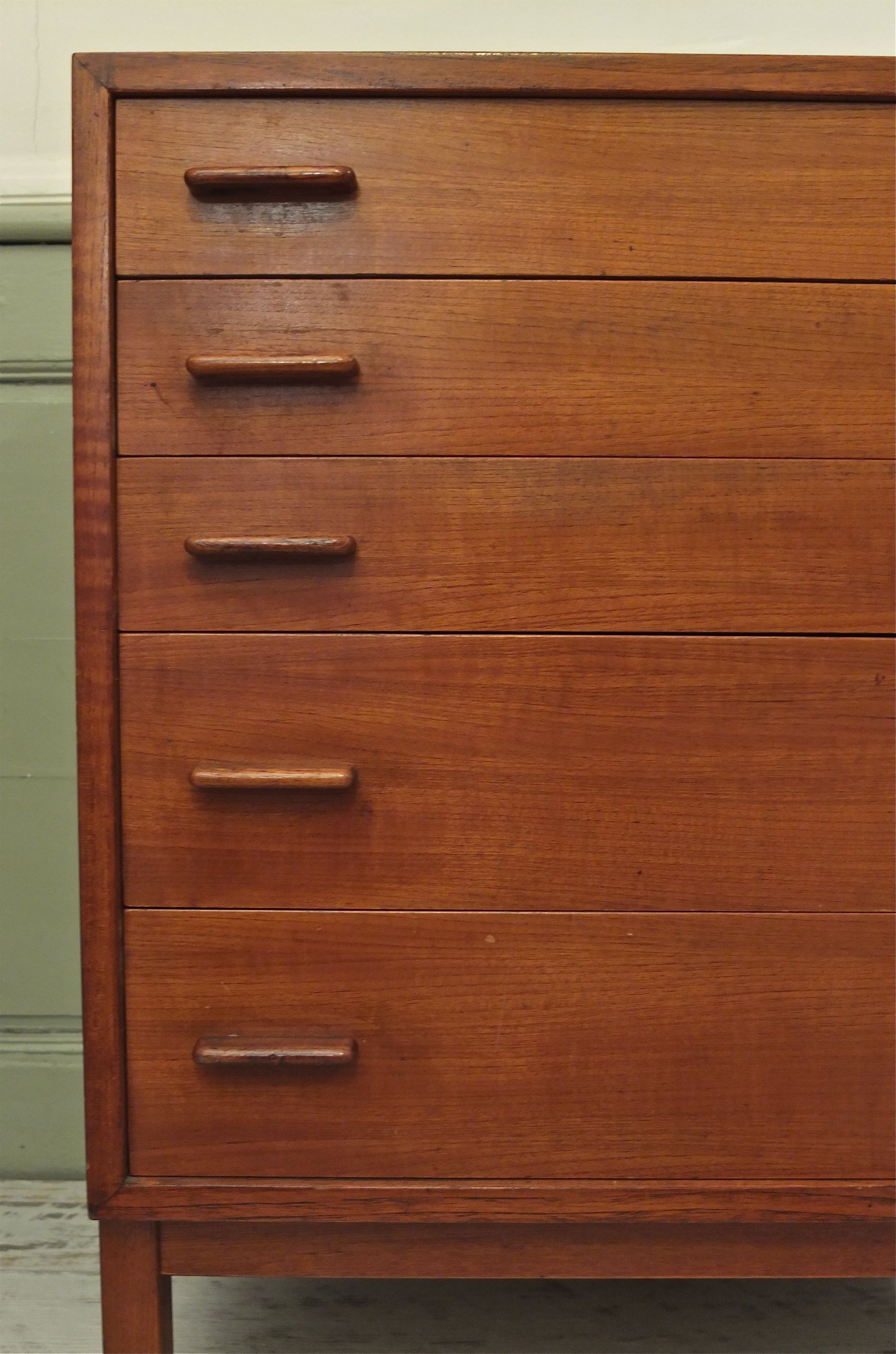 commode de style scandinave "luggage" 9