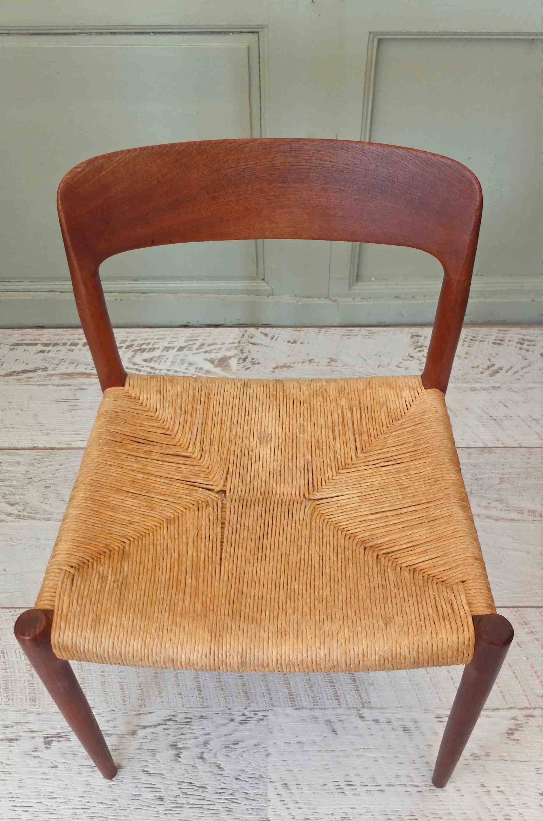 Slavia vintage photo chaise scandinave de type modèle 71 de Niels O