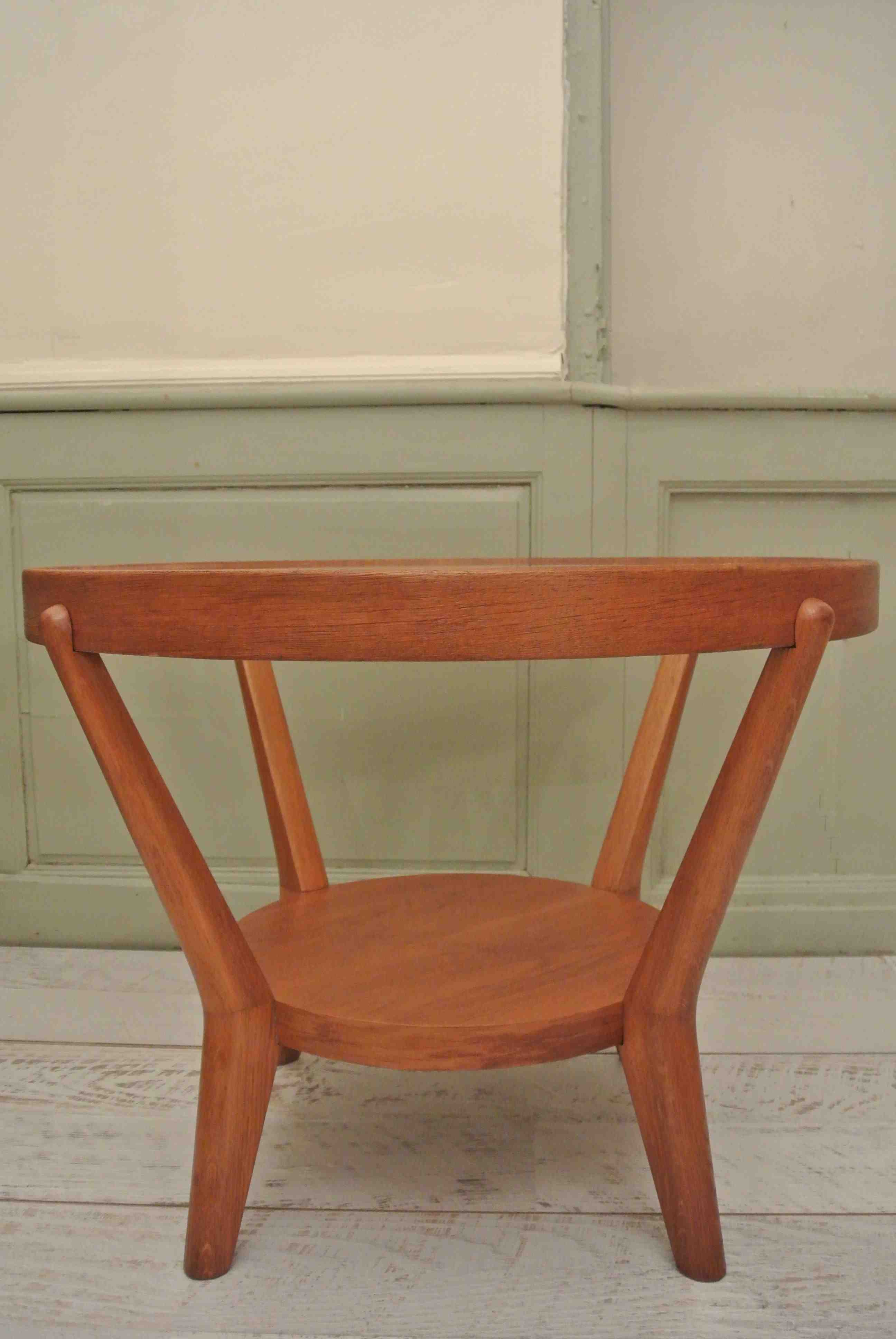 Slavia Vintage table basse des années 50 en chêne et verre verre primée à la foire de Milan 1946  "Konference" photo générale