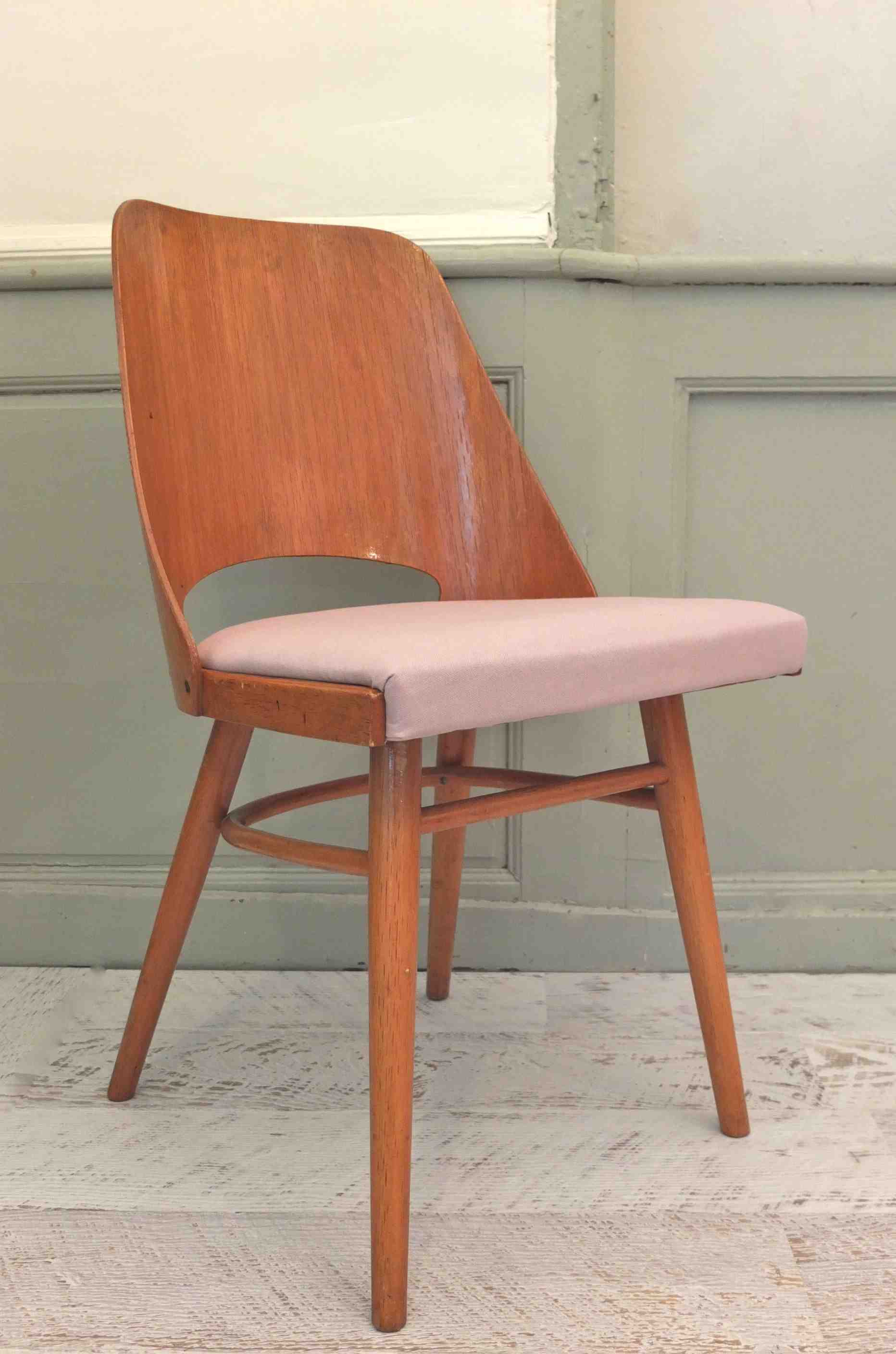 chaise ton dossier en bois courbe annees 60 "bentwood" slavia vintage 12