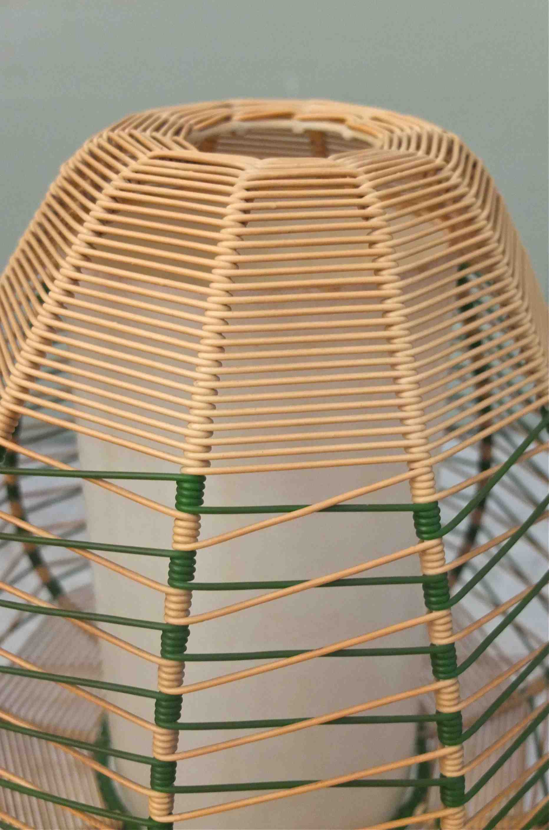 Slavia Vintage détail tressage abat-jour scoubidou lampe vintage des années 60 modèle "Winnetou" 
