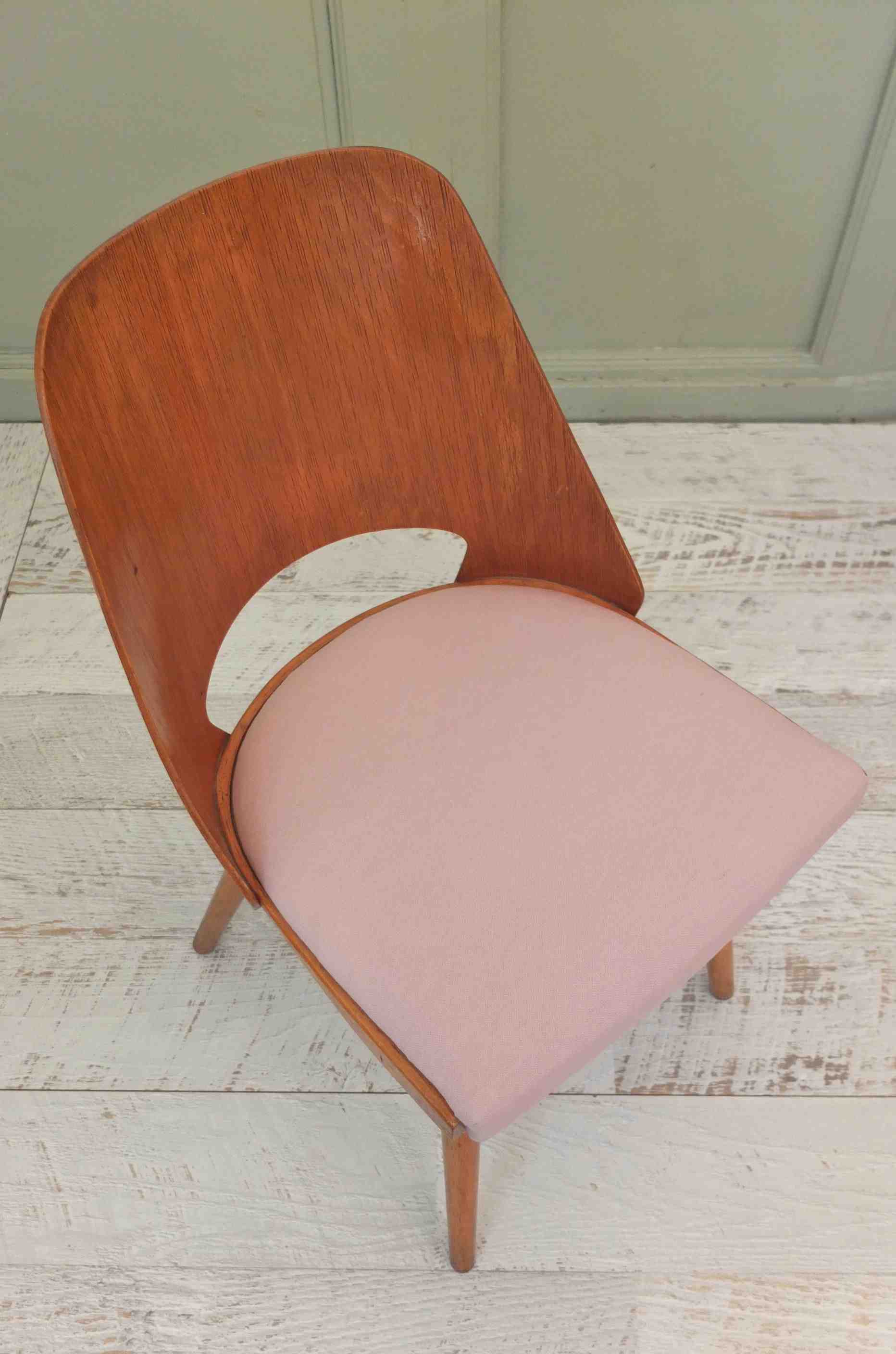 chaise ton dossier en bois courbe annees 60 "bentwood" slavia vintage 13