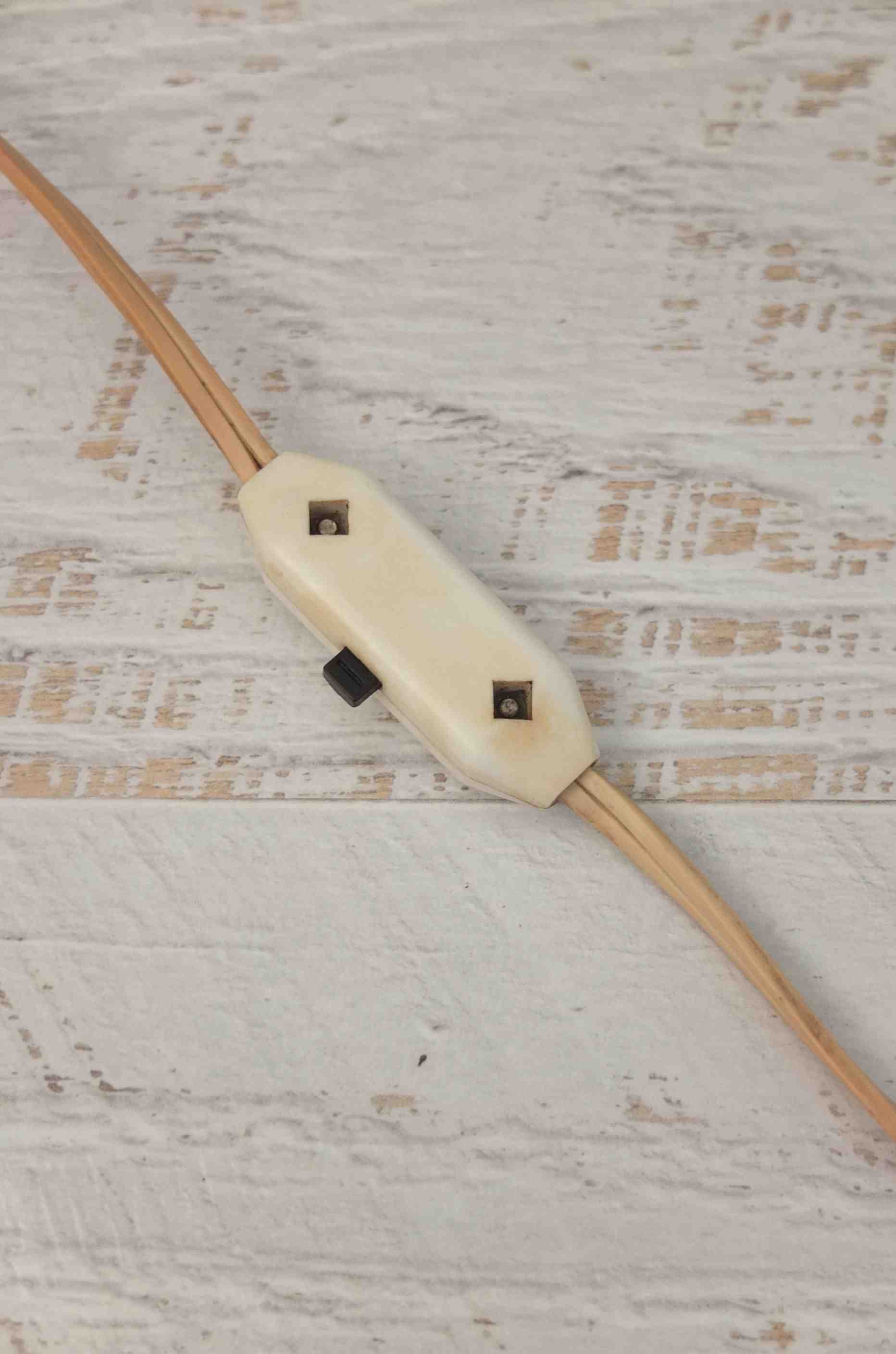 Slavia Vintage détail interrupteur lampe vintage des années 60 modèle "Winnetou"