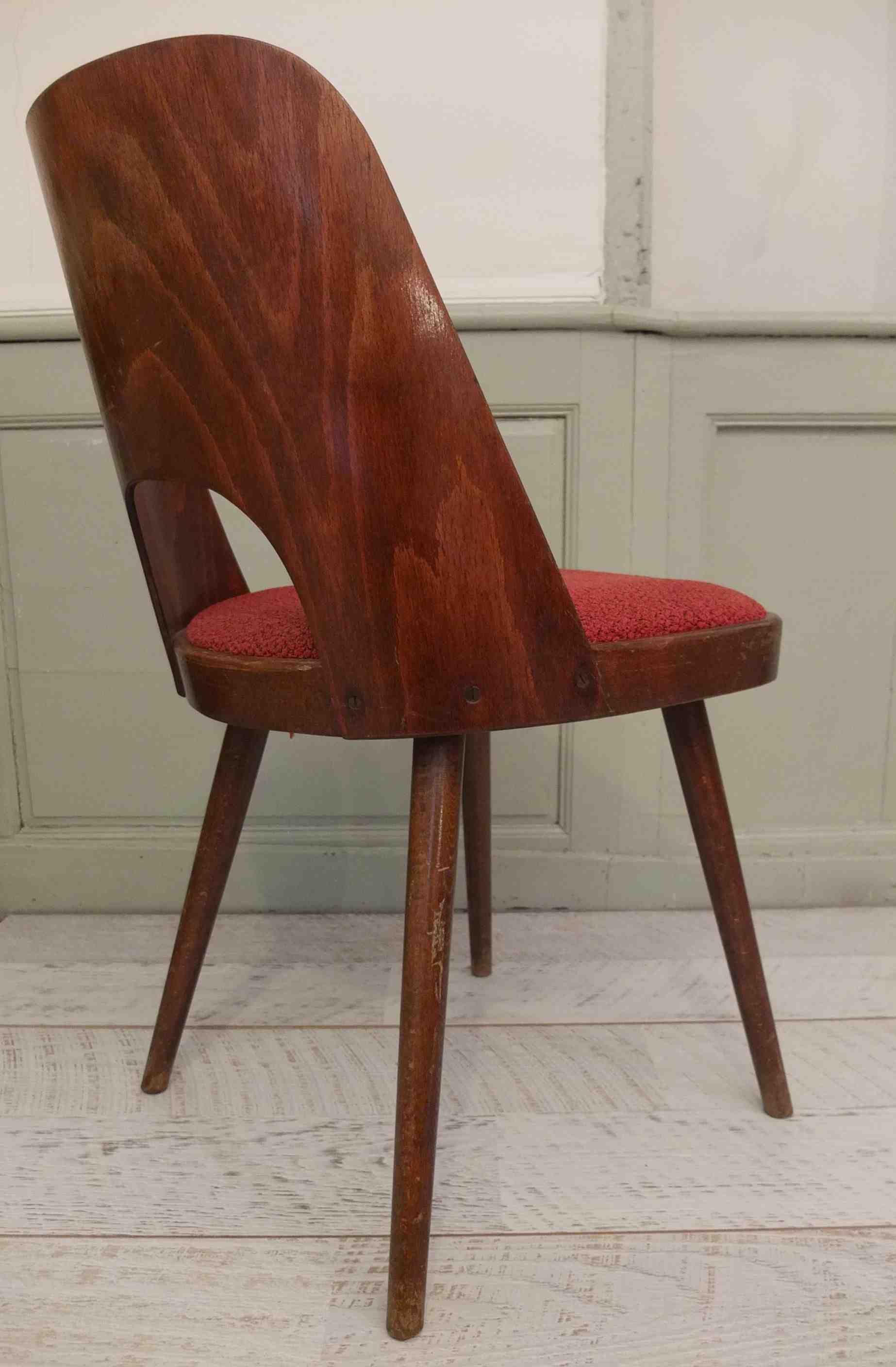 chaise vintage en bois courbe Thonet de  style Baumann annees 60 Slavia Vintage modèle "Kavarna" 5