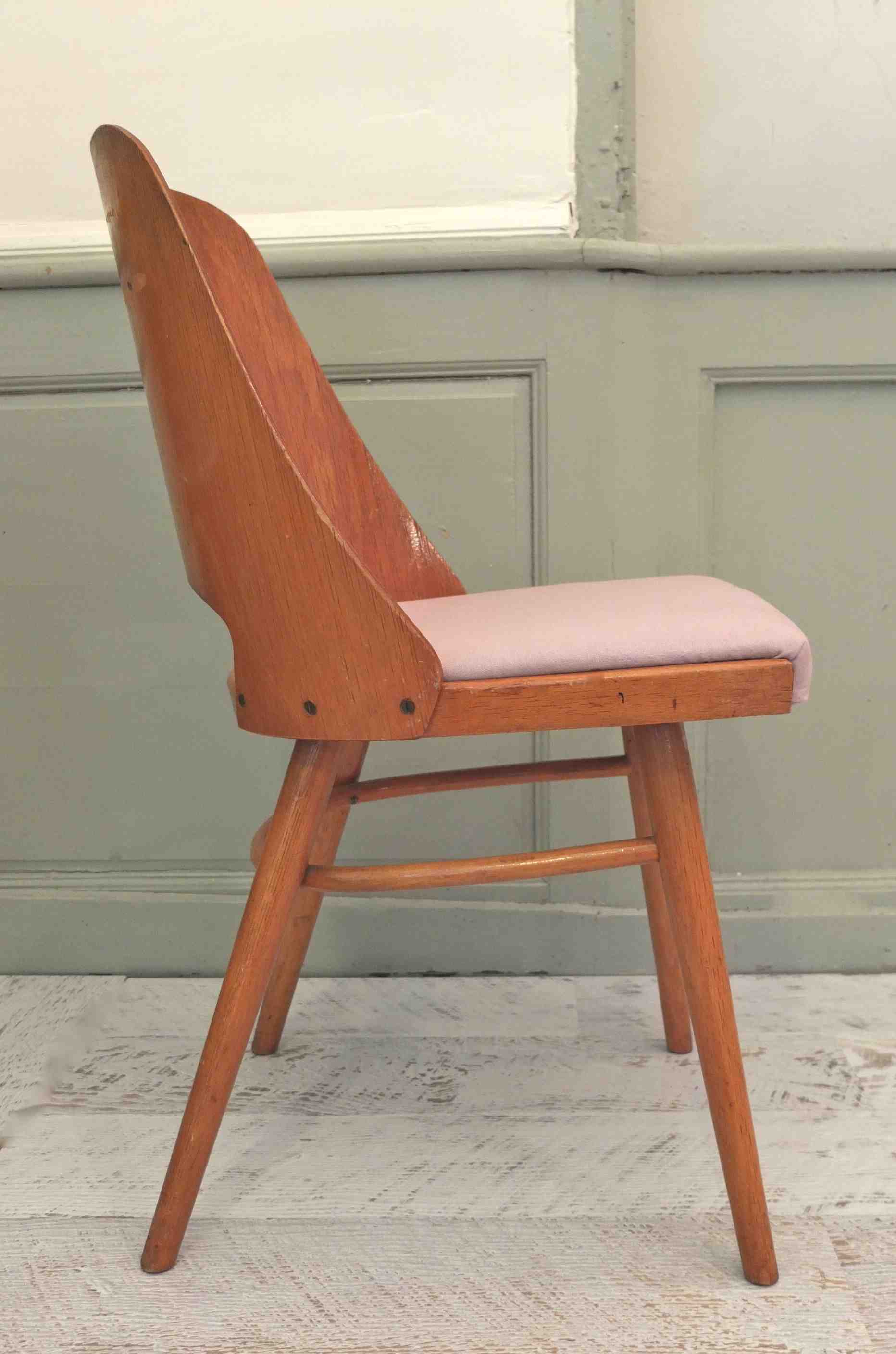 chaise ton dossier en bois courbe annees 60 "bentwood" slavia vintage 9
