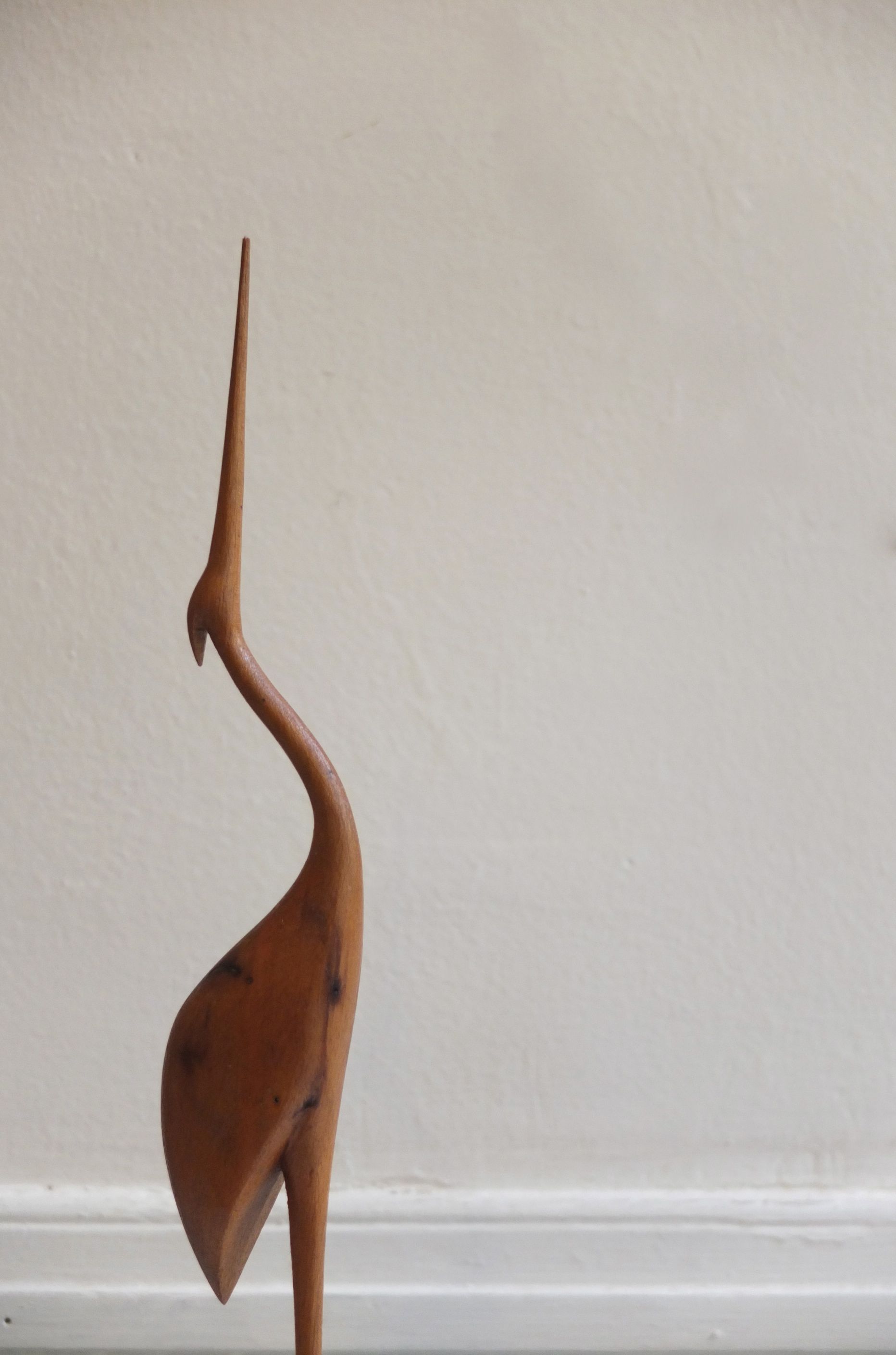 figurine en bois de style Bruxelles 58 heron slavia vintage 3