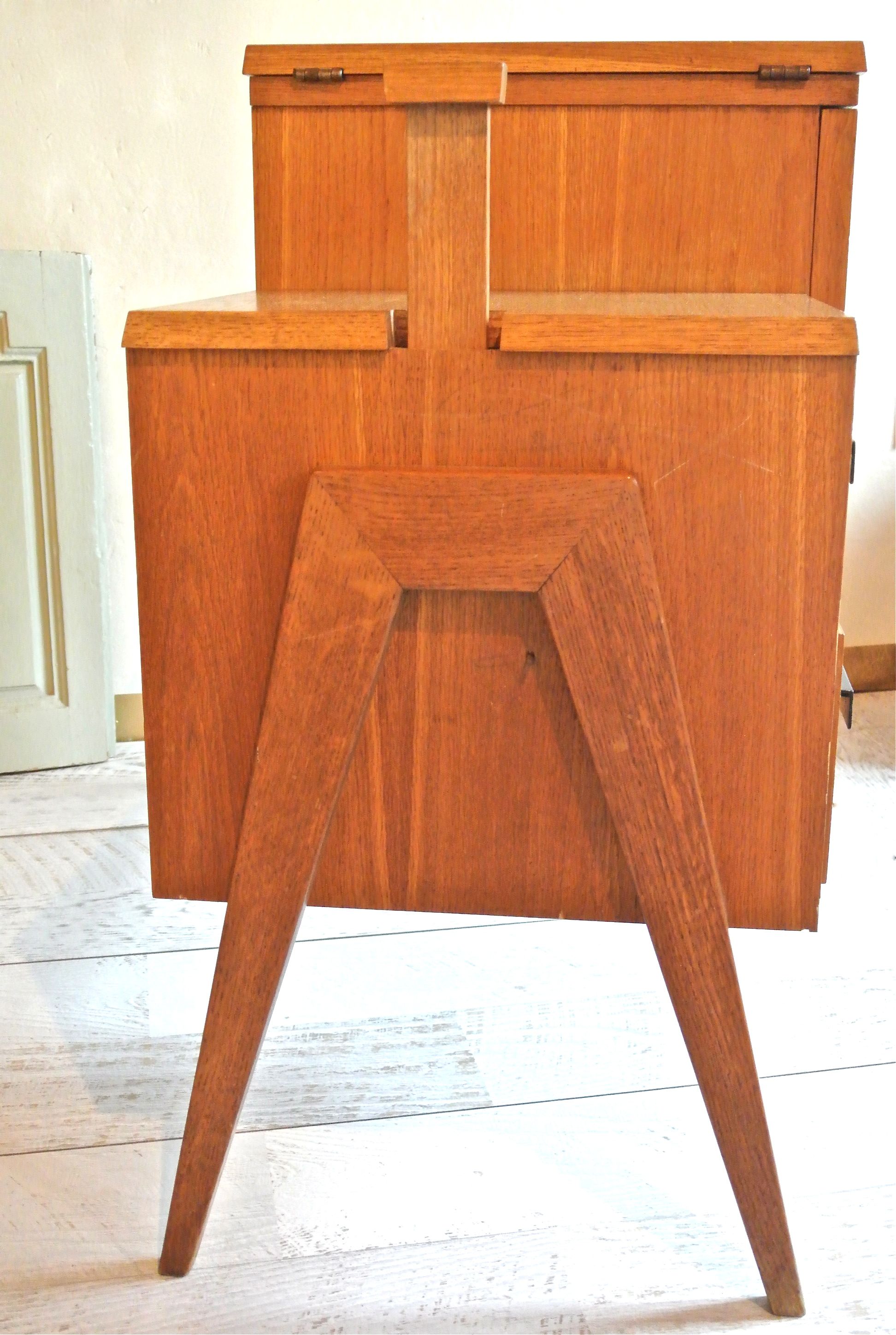 Slavia Vintage bureau vintage en bois  modèle "Décalé" des années 60 pieds compas