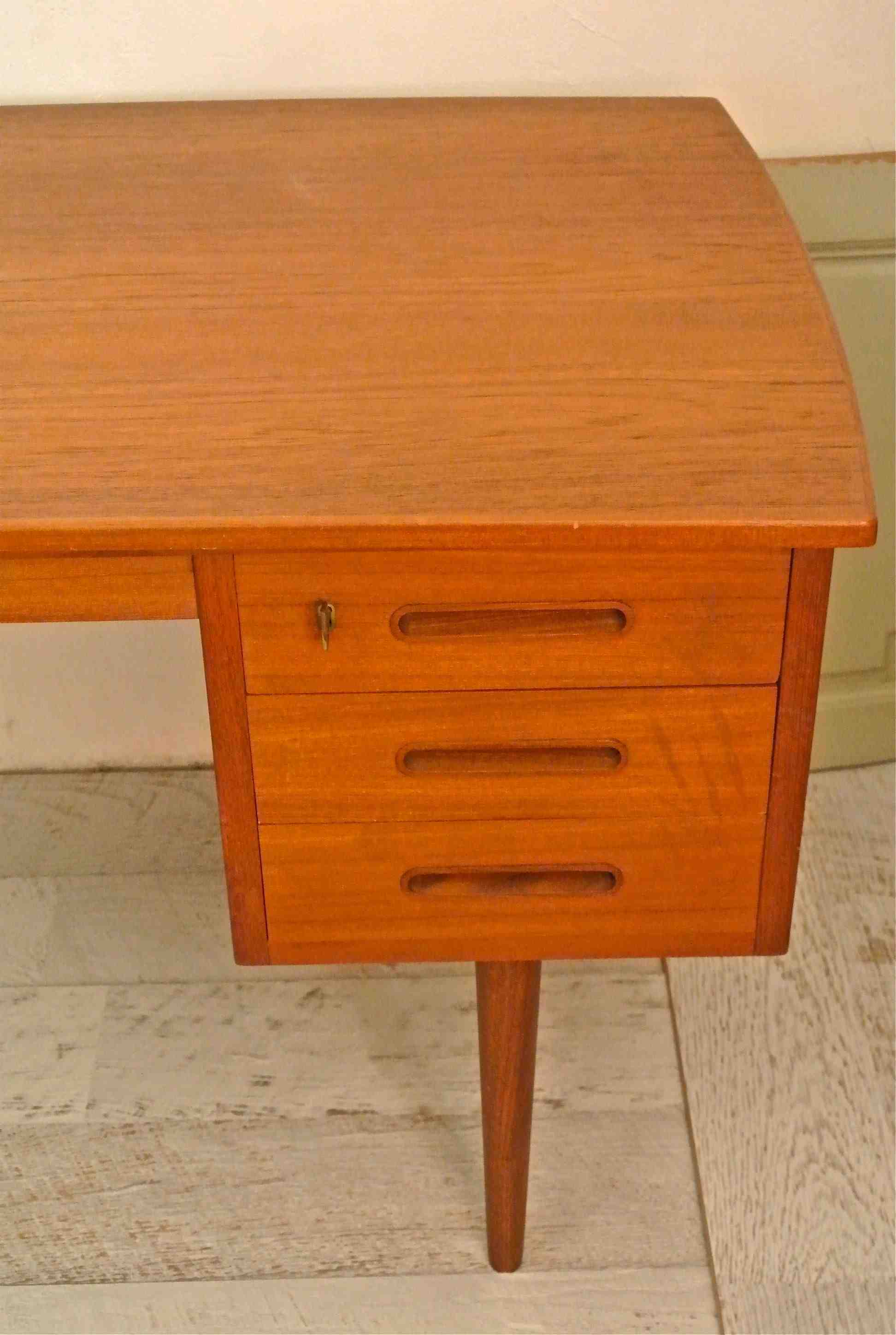 Slavia vintage bureau "Playtime" de style scandinave vintage 60's