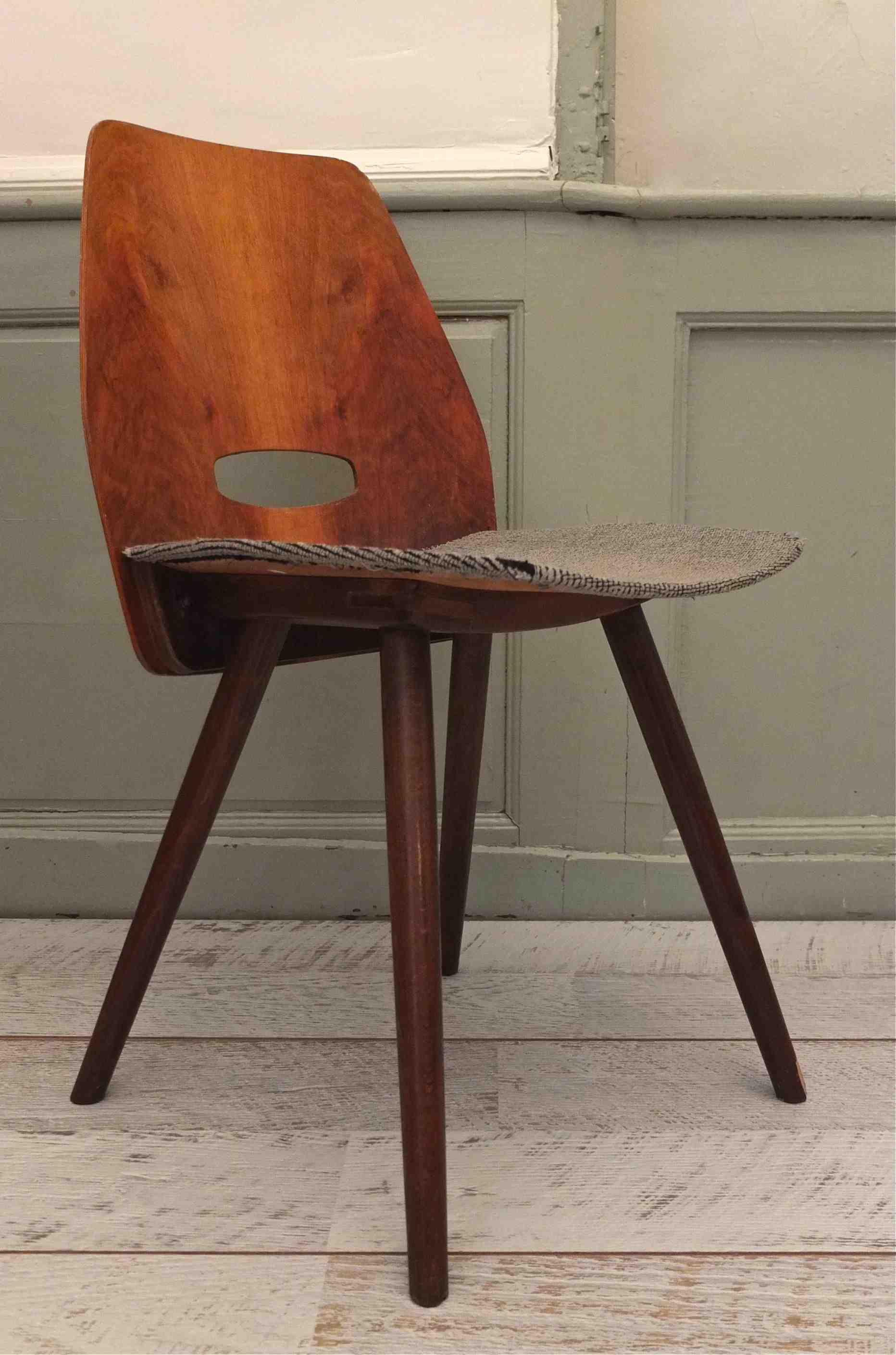 chaise bois  courbe style Baumann  annees 50 pays de l'est slavia vintage 6