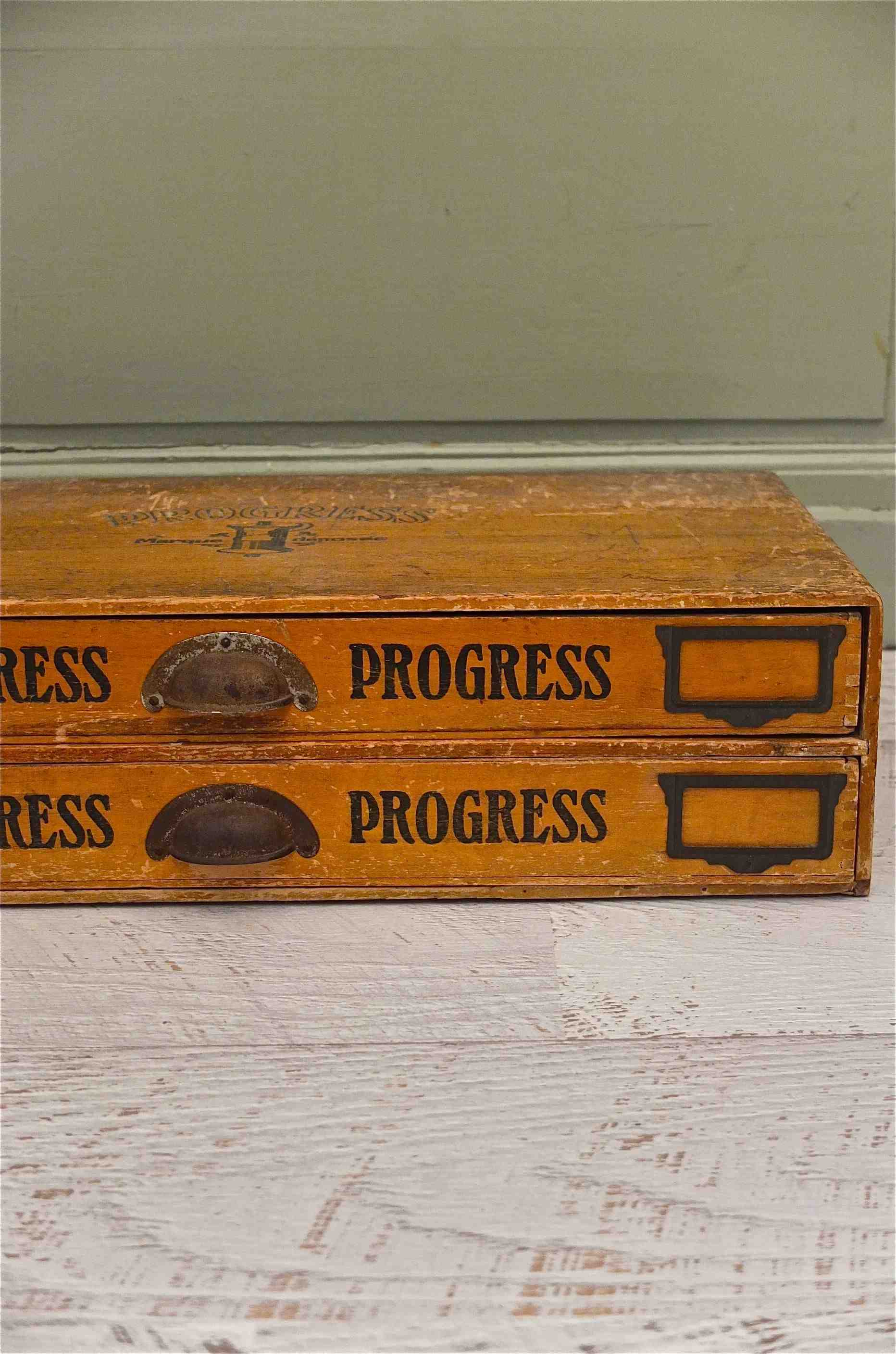 Slavia vintage rangement Progress photo