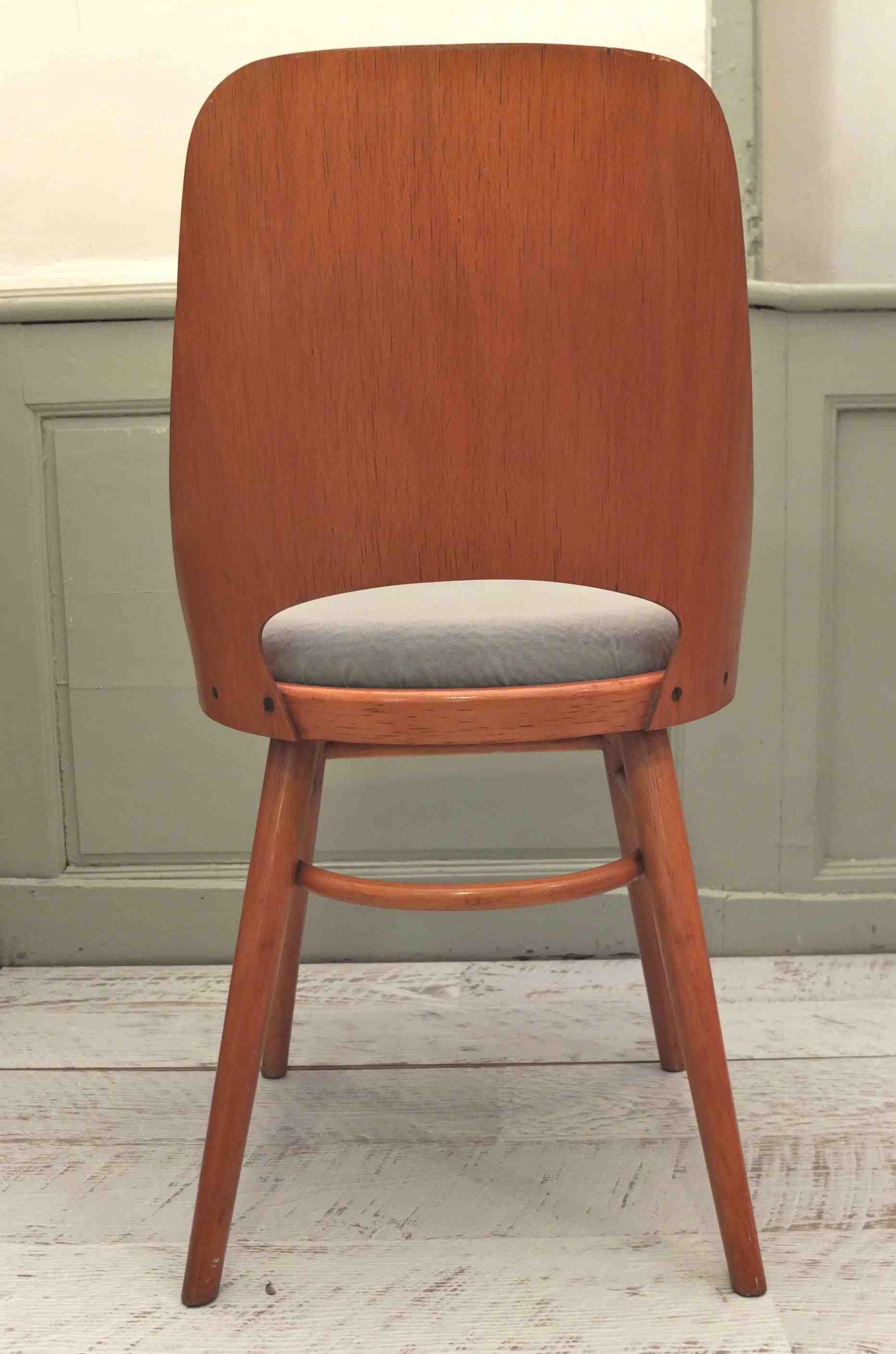 chaise en bois courbé Bentwood 3 slavia vintage 5