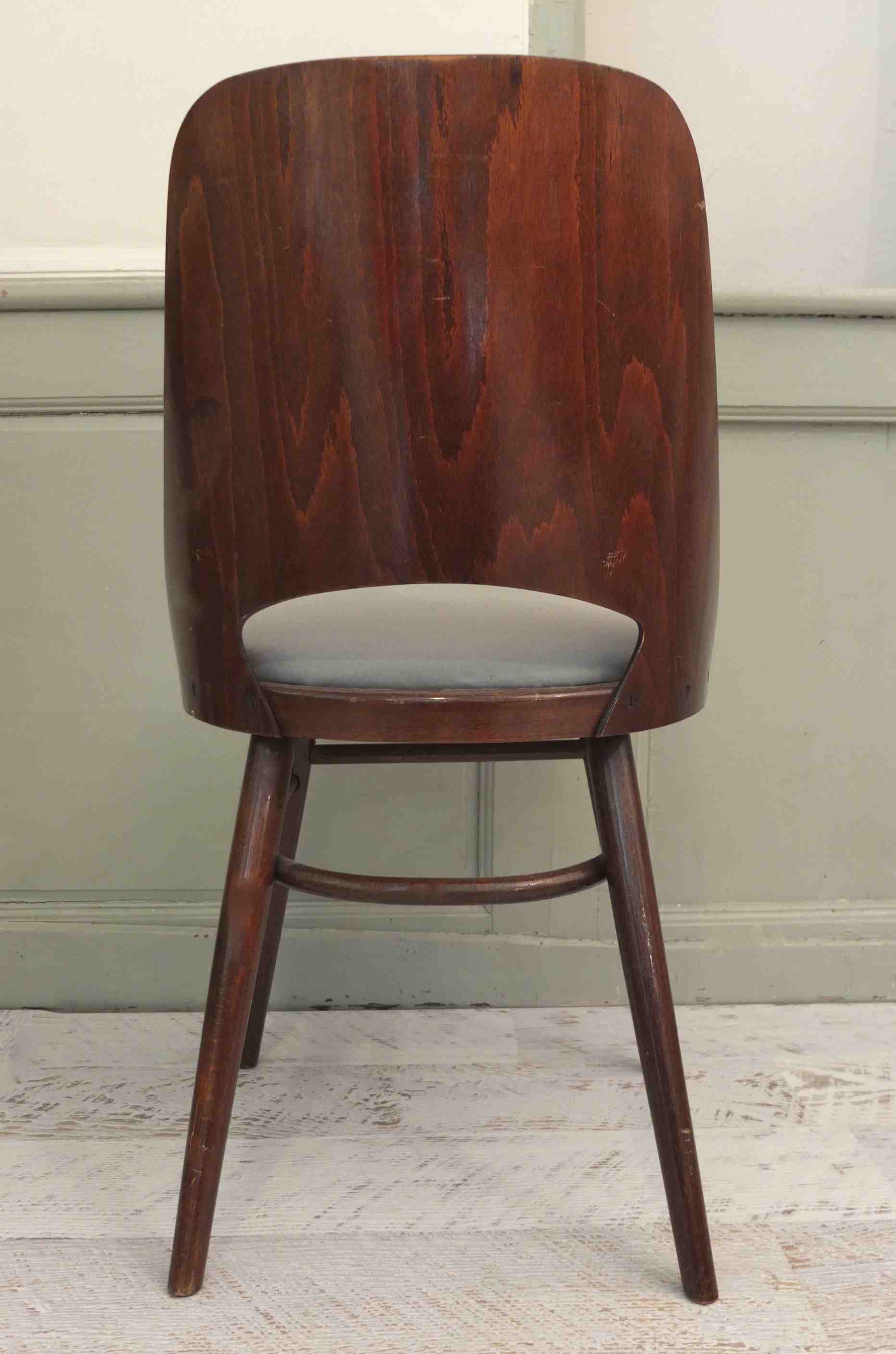 chaise ton en bois thermoforme annees 60 "kava 3" Slavia Vintage