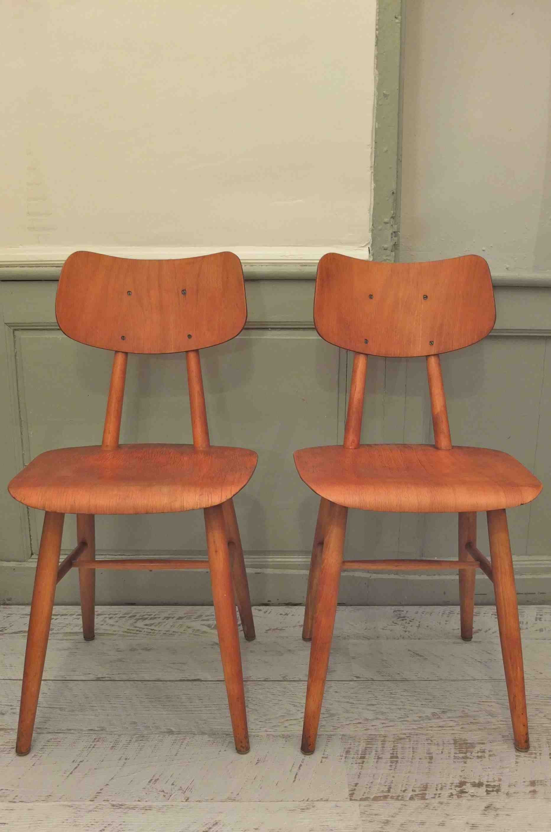lot n 1 - chaise Air A et B