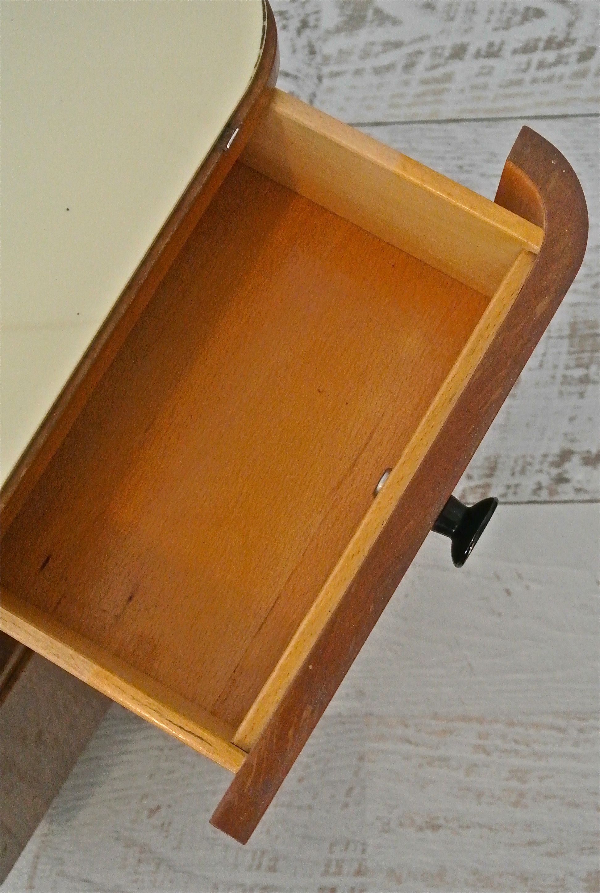 Slavia Vintage tiroir table de chevet de style Art Déco modèle "Mildred"