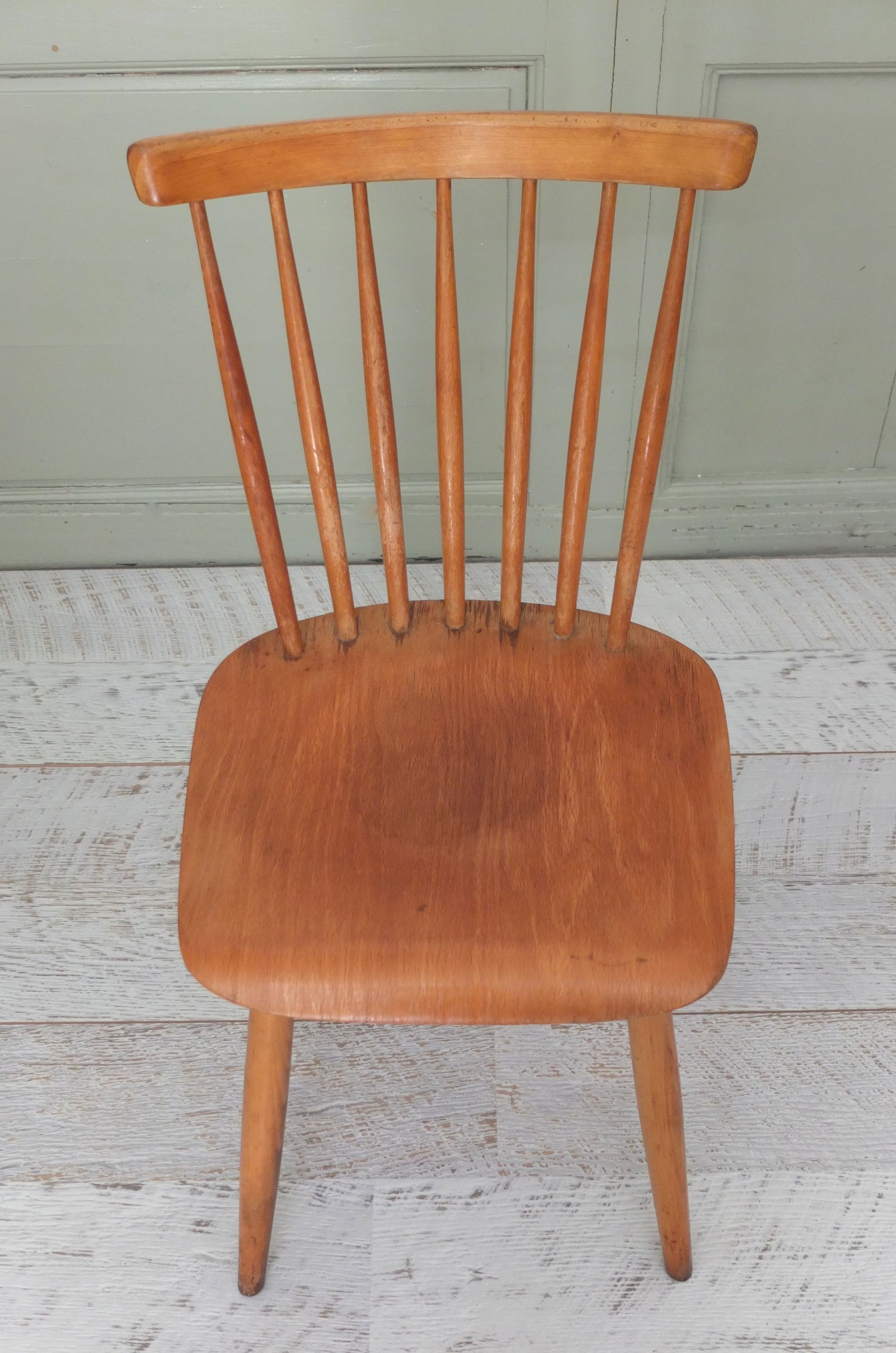 chaise à barreaux slavia vintage