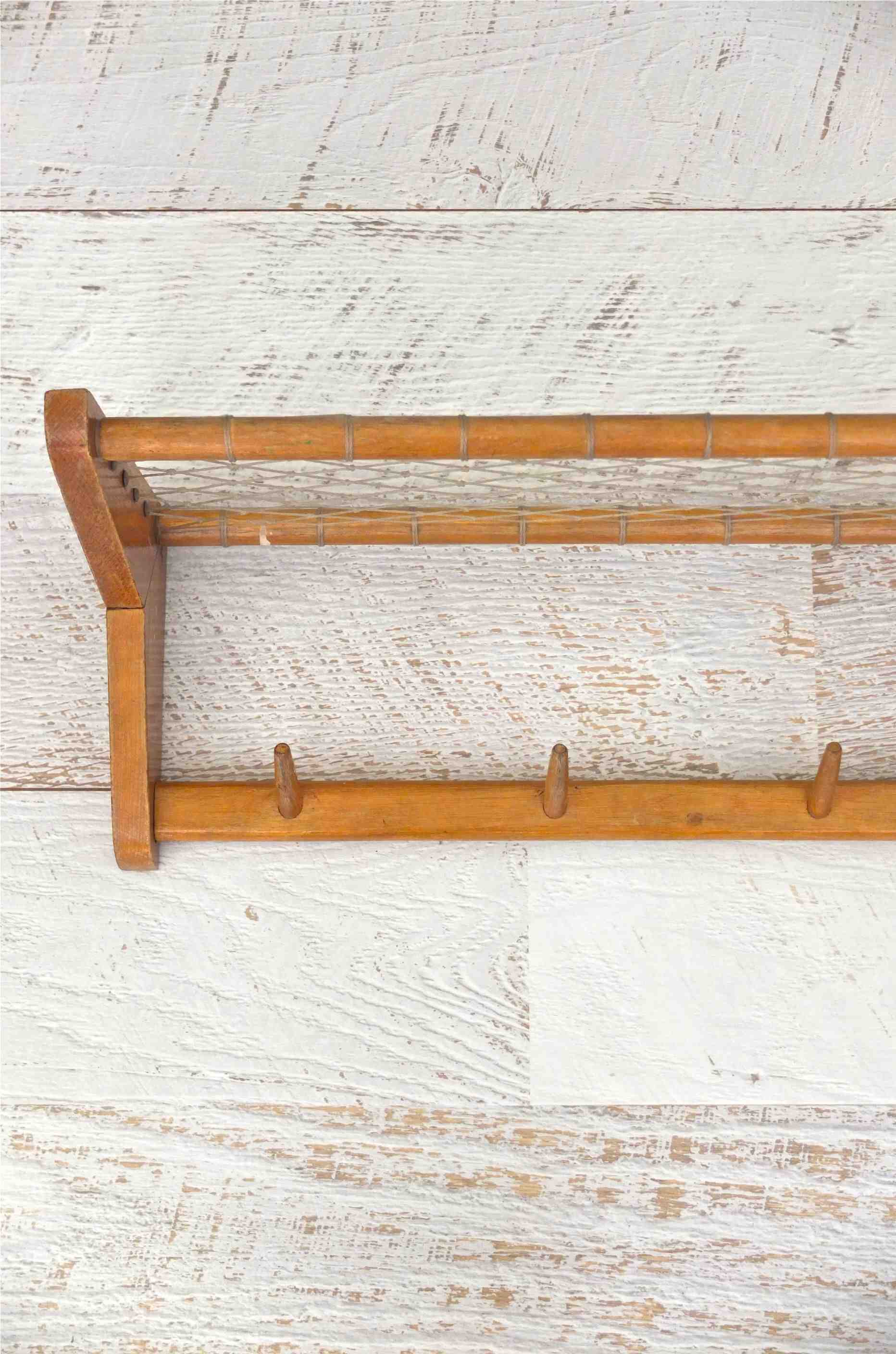 porte-manteaux vintage annees 60 bois wagon slavia vintage 4