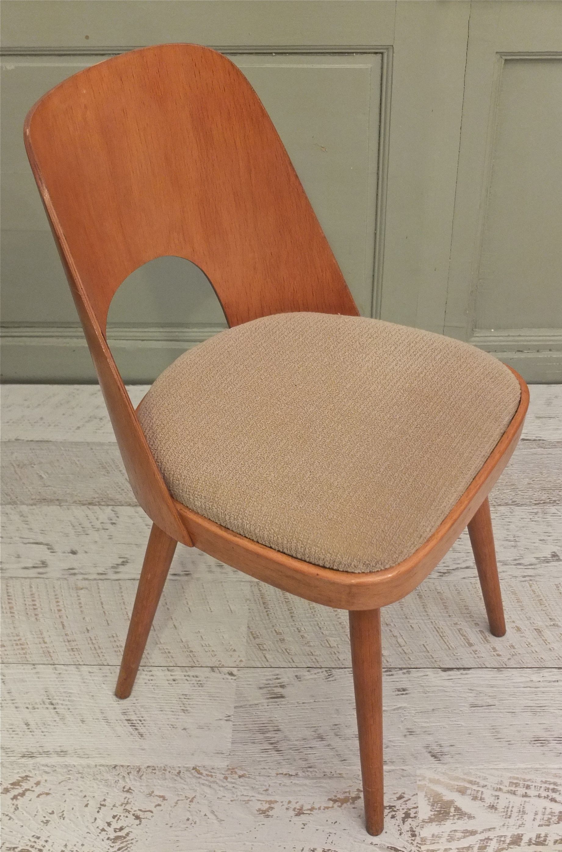 thonet_ton_chaise_vintage_tcheque_annees_60_caramel_slavia-vintage 7