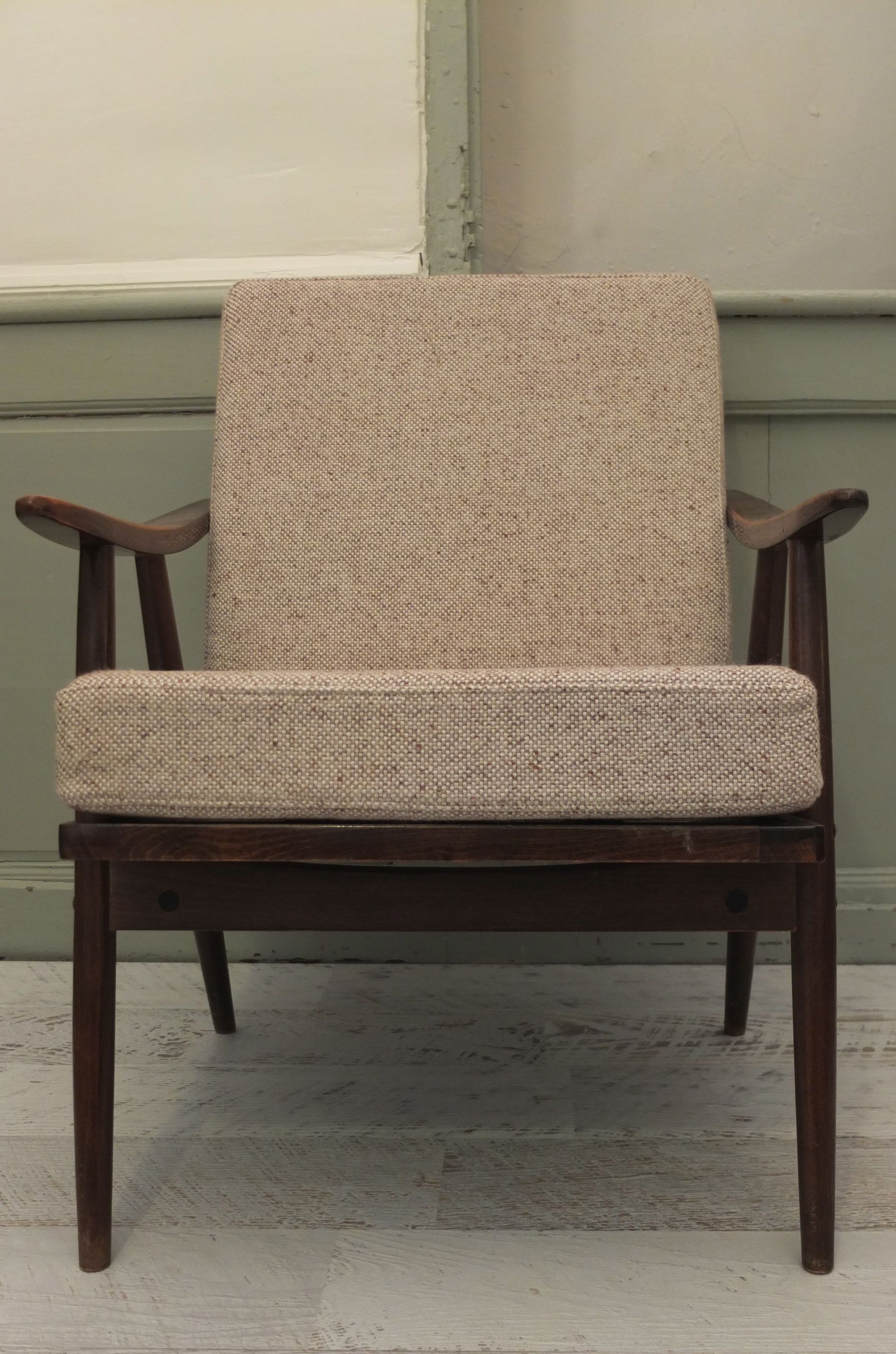 fauteuil de style scandinave annees 6 moka slavia vintage 2