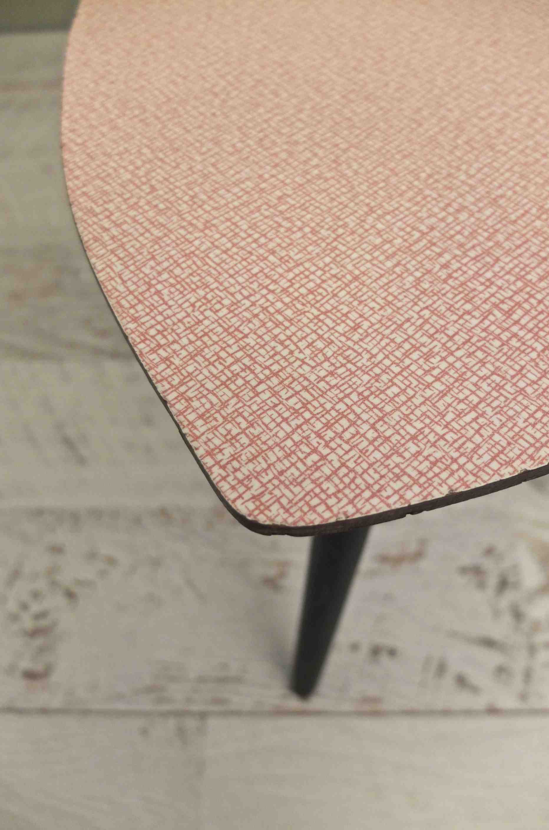 Slavia vintage détail motif plateau petite table des années 50 tripode modèle "Corbu"