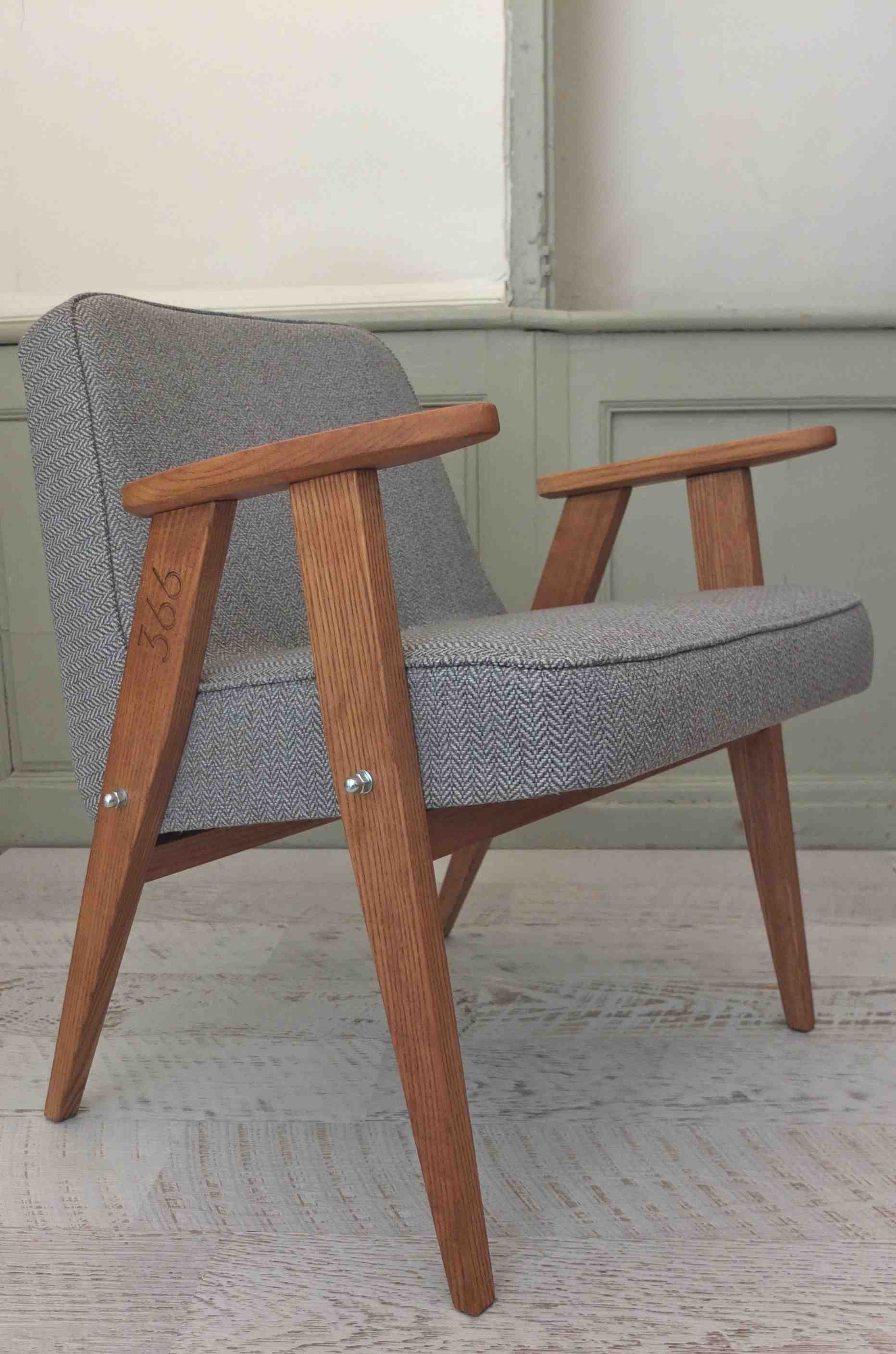 fauteuil 366 Jozef Chierowski 366 concept design polonais slavia vintage 7