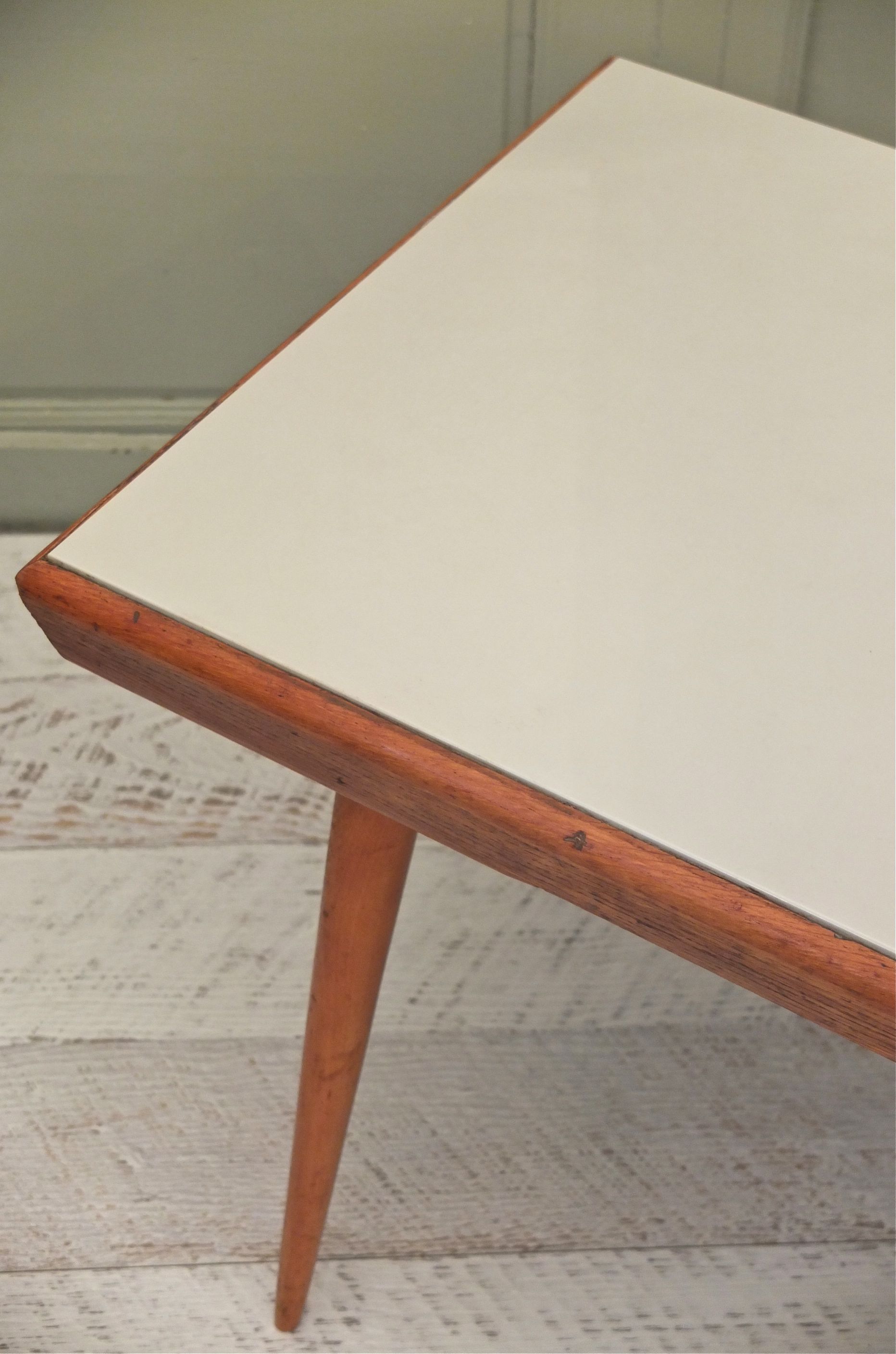 table pieds compas clair obscur slavia Vintage