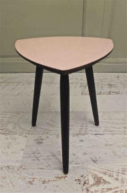 Petite table tripode des années 50 "Corbu"