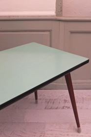 Table pieds compas des années 60 "Blue Lagoon"