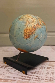 Globe terrestre des années 70 "Nový svět" II