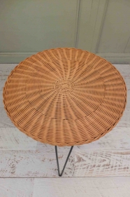 Table tripode en osier des années 60 "Seberg"