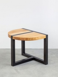 TRN - table 2 - noir - Pani Jurek