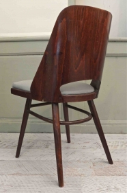 Chaise en bois courbé  TON "Kava 3"