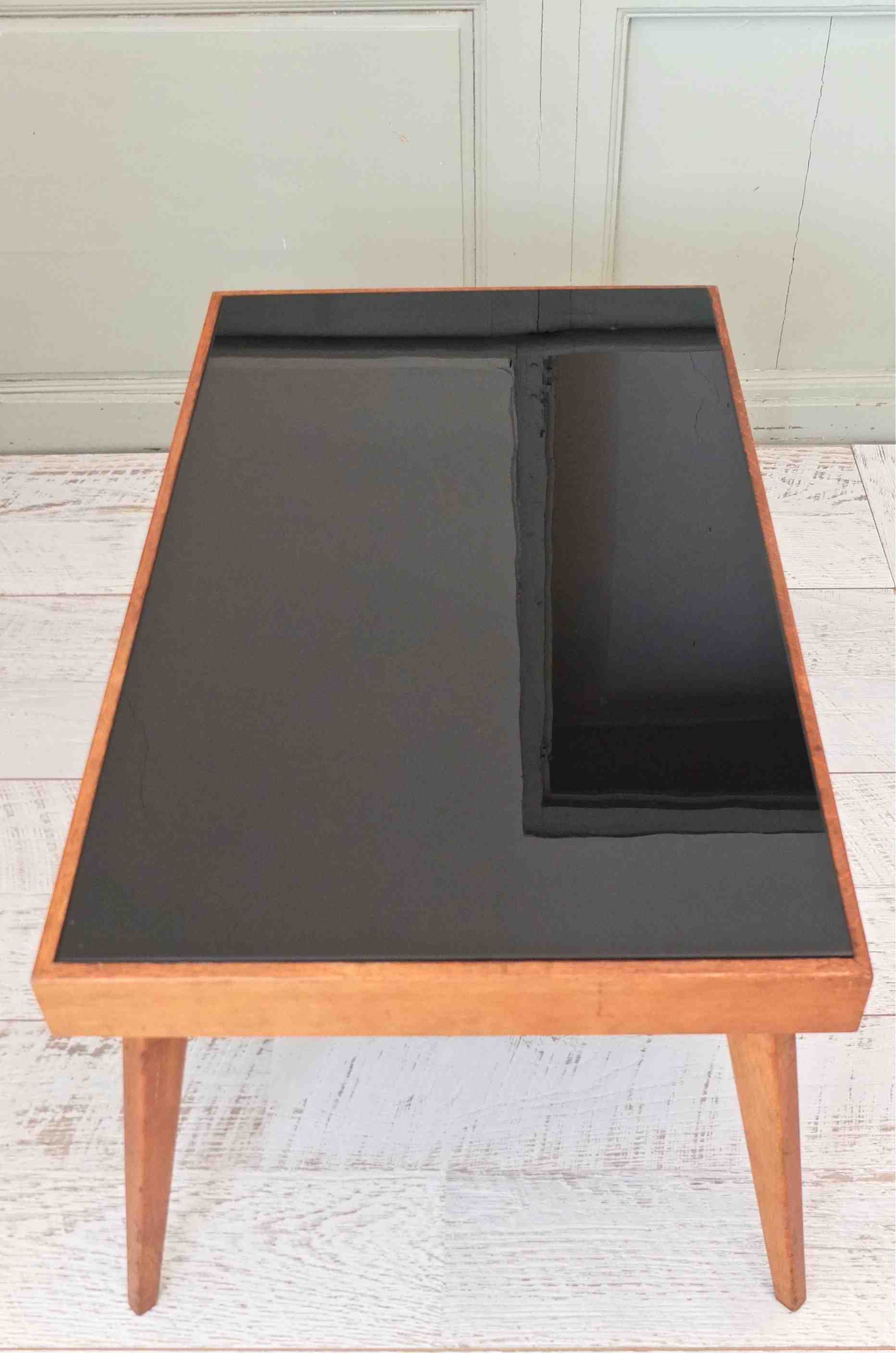 table basse pieds compas en verre noir et bois tcheque "Focus" slavia vintage 4