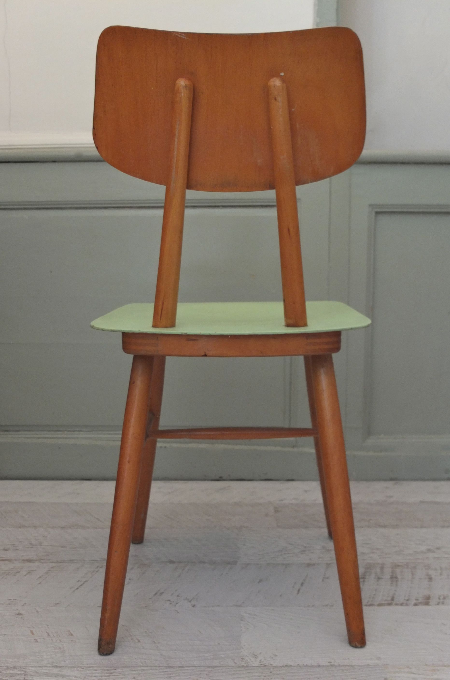 chaise_ton_vintage_tchecoslovaque_bois_thermoforme_slavia_vintage 3