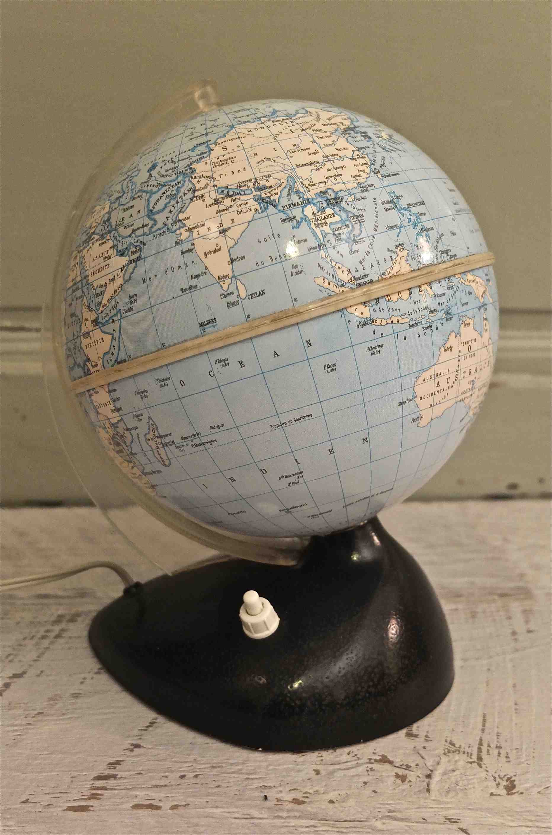Slavia vintage mappe monde lumineux Howard sixties