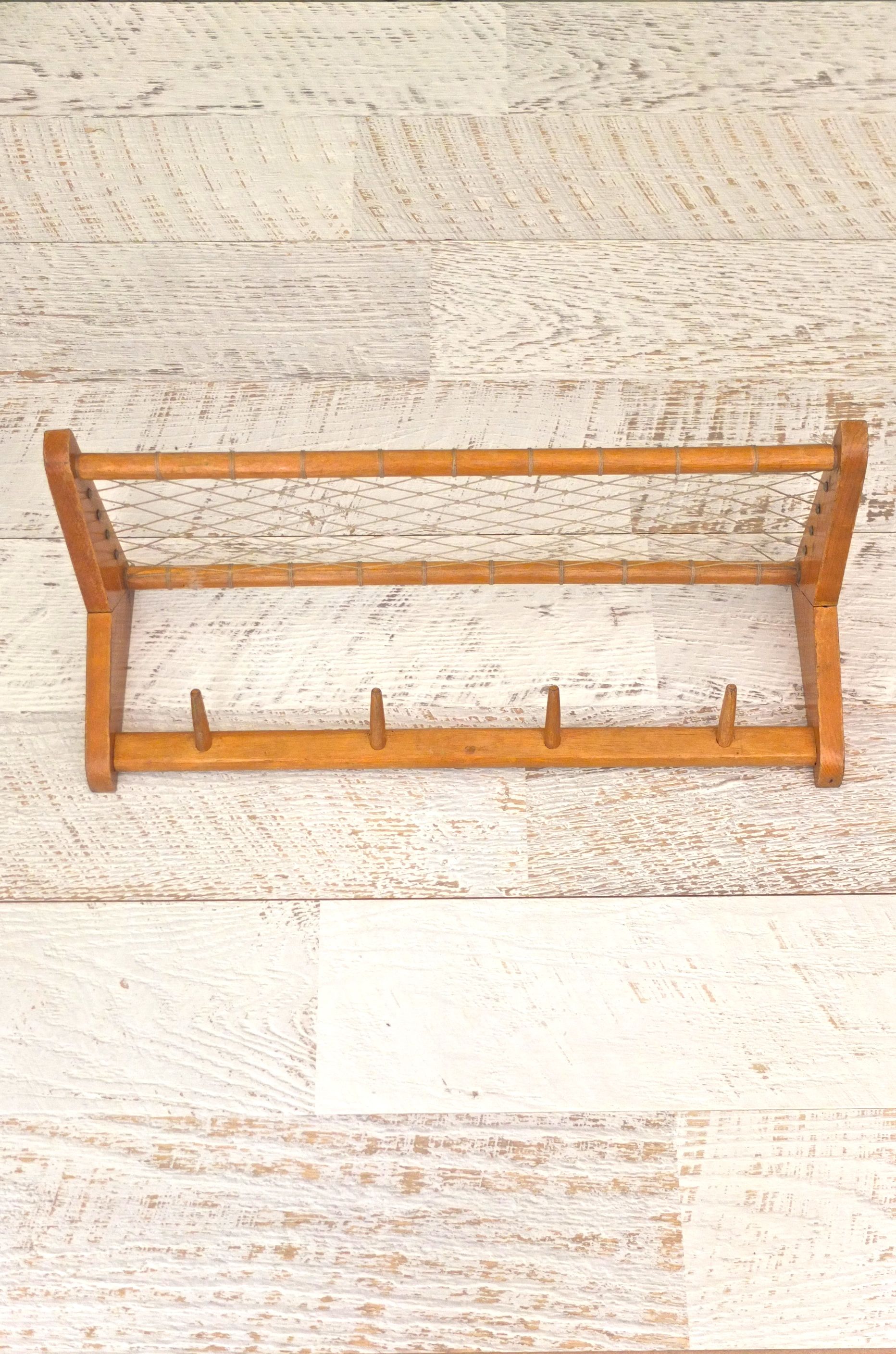 porte-manteaux des annees 60 wagon slavia vintage