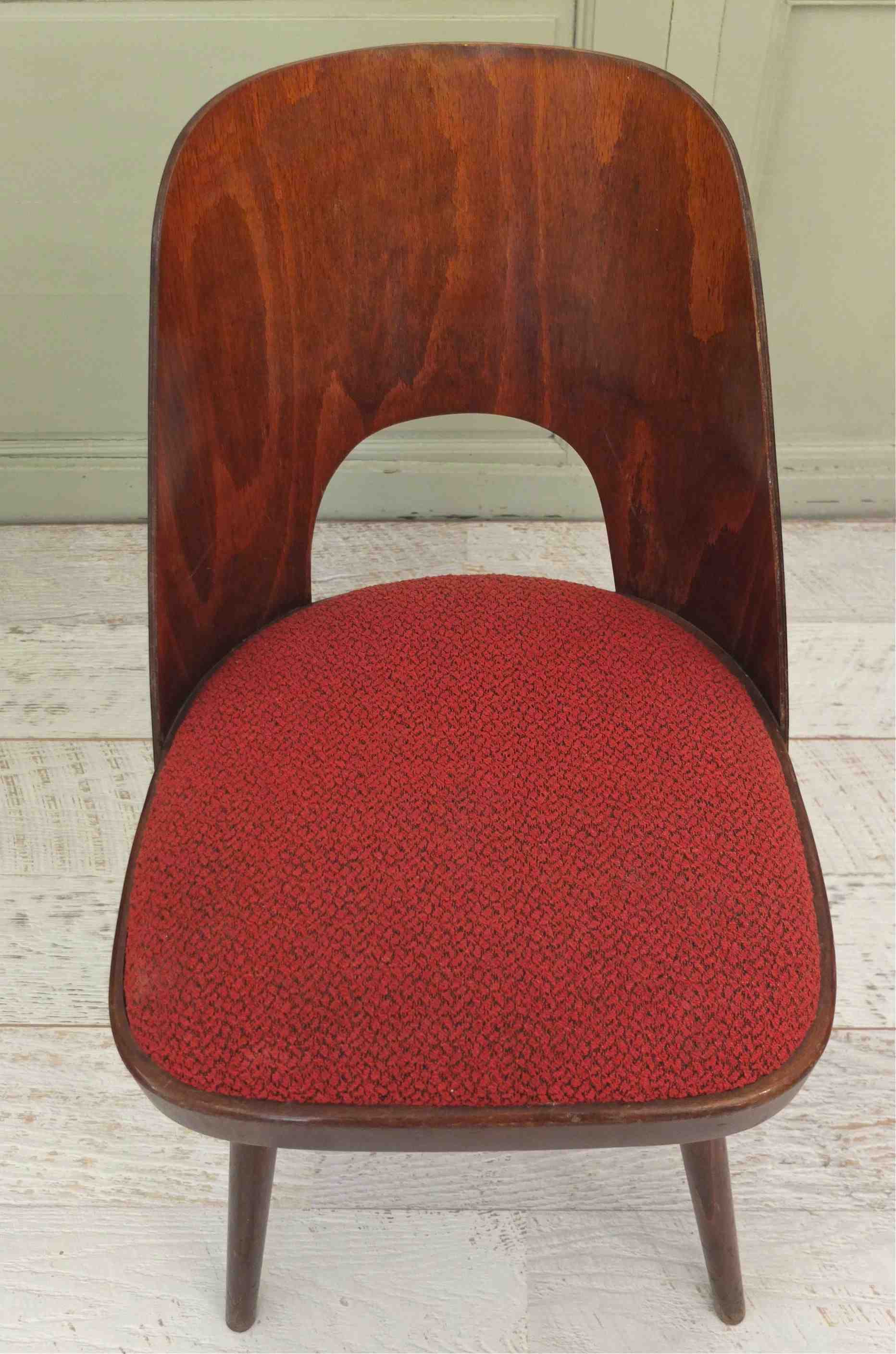 chaise vintage en bois courbe Thonet de  style Baumann annees 60 Slavia Vintage modèle "Kavarna" 7